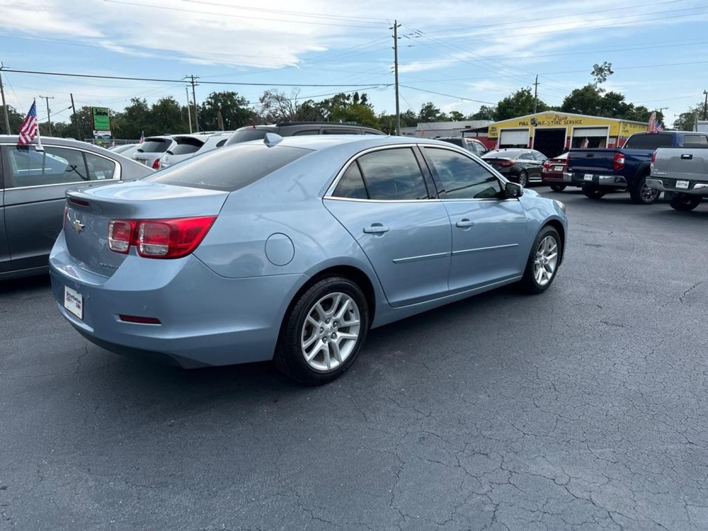 2013 BLUE CHEVROLET MALIBU 1LT (1G11C5SA4DU) with an 2.5L engine, Automatic transmission, located at 2929 9th St. West, Bradenton, 34205, (941) 242-2810, 27.473591, -82.570679 - Photo#7