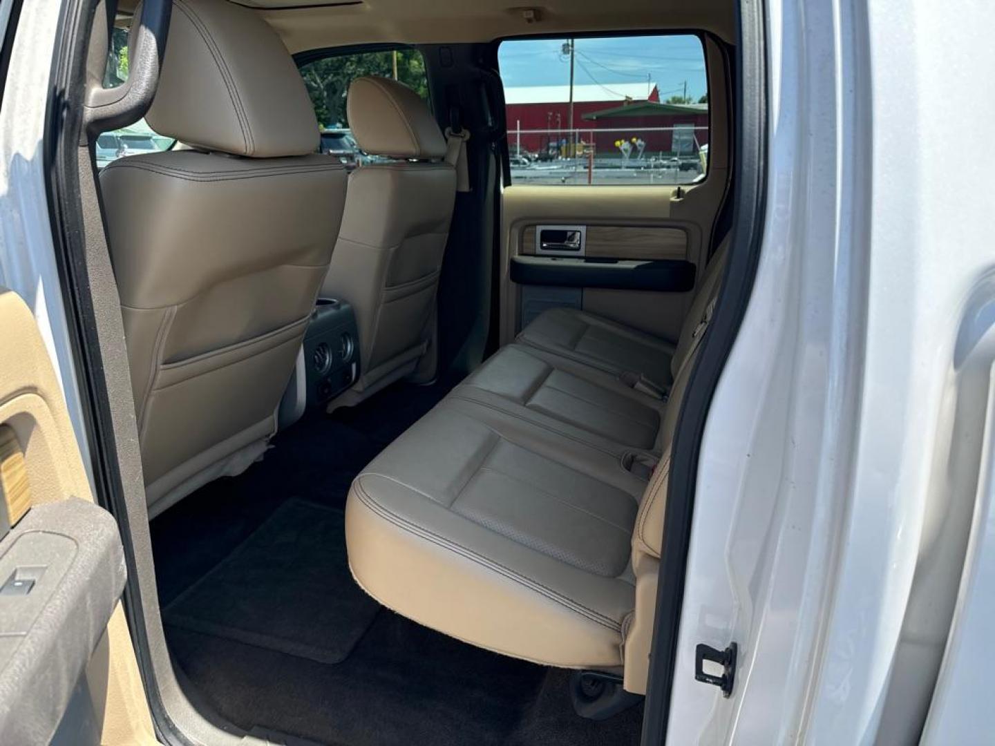 2011 WHITE FORD F150 SUPERCREW (1FTFW1CT9BK) with an 3.5L engine, Automatic transmission, located at 2929 9th St. West, Bradenton, 34205, (941) 242-2810, 27.473591, -82.570679 - Thanks for inquring into DriveNation USA! All vehicles listed can be viewed at www.drivenationusa.com for vehicle history reports and additonal info. We cannot quote any terms such as down payments or monthly payments without an application. You can apply directly at www.drivenationusa.com or by con - Photo#9