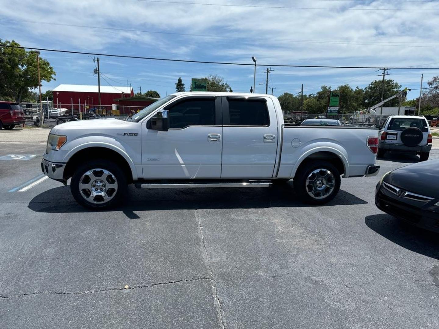 2011 WHITE FORD F150 SUPERCREW (1FTFW1CT9BK) with an 3.5L engine, Automatic transmission, located at 2929 9th St. West, Bradenton, 34205, (941) 242-2810, 27.473591, -82.570679 - Thanks for inquring into DriveNation USA! All vehicles listed can be viewed at www.drivenationusa.com for vehicle history reports and additonal info. We cannot quote any terms such as down payments or monthly payments without an application. You can apply directly at www.drivenationusa.com or by con - Photo#4