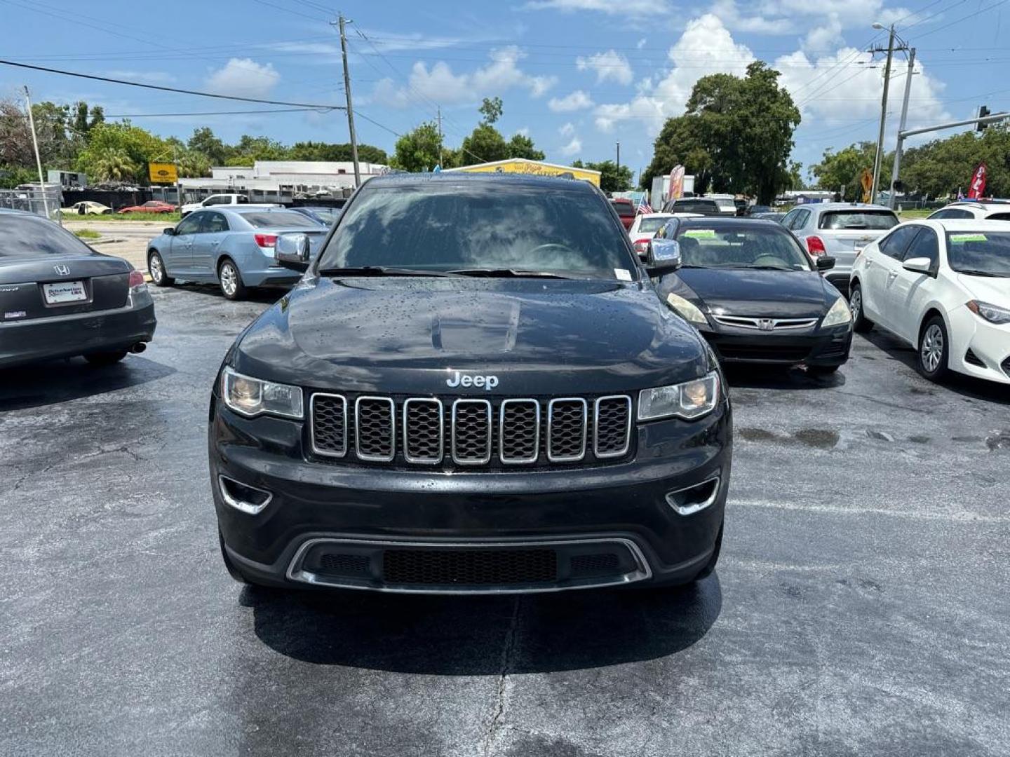 2017 BLACK JEEP GRAND CHEROKEE LIMITED (1C4RJEBG0HC) with an 3.6L engine, Automatic transmission, located at 2929 9th St. West, Bradenton, 34205, (941) 242-2810, 27.473591, -82.570679 - Thanks for inquring into DriveNation USA! All vehicles listed can be viewed at www.drivenationusa.com for vehicle history reports and additonal info. We cannot quote any terms such as down payments or monthly payments without an application. You can apply directly at www.drivenationusa.com or by con - Photo#3