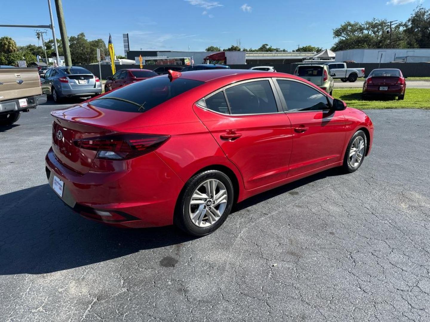 2019 RED HYUNDAI ELANTRA SEL (5NPD84LF5KH) with an 2.0L engine, Automatic transmission, located at 2929 9th St. West, Bradenton, 34205, (941) 242-2810, 27.473591, -82.570679 - Thanks for inquring into DriveNation USA! All vehicles listed can be viewed at www.drivenationusa.com for vehicle history reports and additonal info. We cannot quote any terms such as down payments or monthly payments without an application. You can apply directly at www.drivenationusa.com or by con - Photo#6