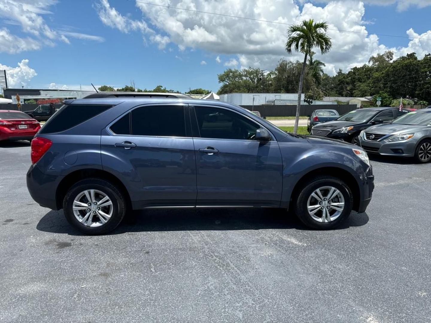 2014 BLUE CHEVROLET EQUINOX LT (2GNALBEK0E6) with an 2.4L engine, Automatic transmission, located at 2929 9th St. West, Bradenton, 34205, (941) 242-2810, 27.473591, -82.570679 - Thanks for inquring into DriveNation USA! All vehicles listed can be viewed at www.drivenationusa.com for vehicle history reports and additonal info. We cannot quote any terms such as down payments or monthly payments without an application. You can apply directly at www.drivenationusa.com or by con - Photo#8