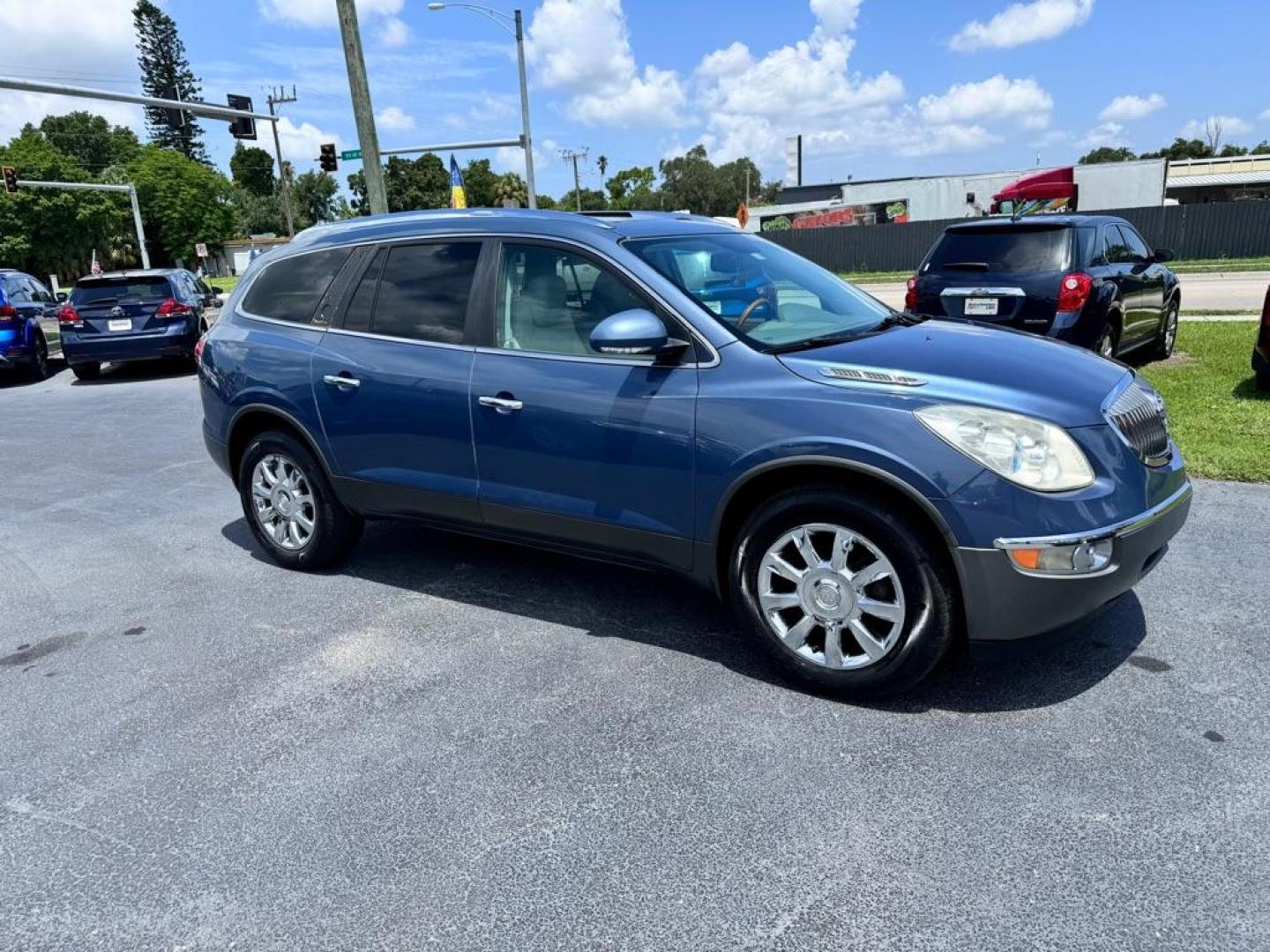 2012 BLUE BUICK ENCLAVE CXL (5GAKRCED1CJ) with an 3.6L engine, Automatic transmission, located at 2929 9th St. West, Bradenton, 34205, (941) 242-2810, 27.473591, -82.570679 - Photo#11