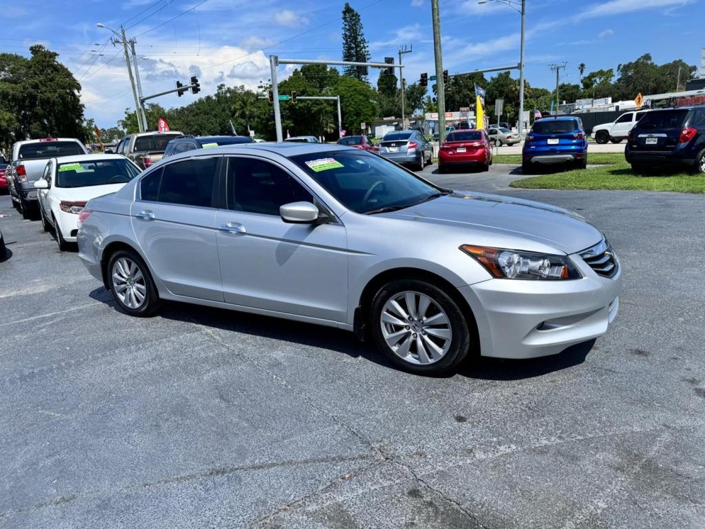 2012 SILVER HONDA ACCORD EXL (1HGCP3F85CA) with an 3.5L engine, Automatic transmission, located at 2929 9th St. West, Bradenton, 34205, (941) 242-2810, 27.473591, -82.570679 - Photo#1