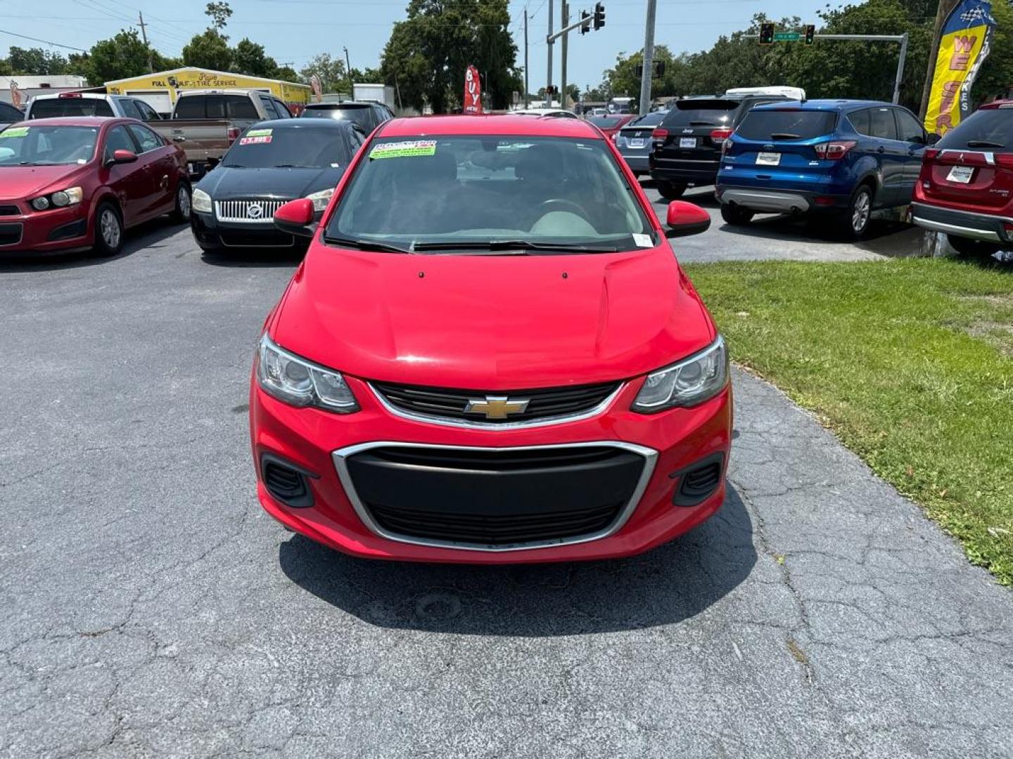 2020 RED CHEVROLET SONIC LT (1G1JD5SB3L4) with an 1.4L engine, Automatic transmission, located at 2929 9th St. West, Bradenton, 34205, (941) 242-2810, 27.473591, -82.570679 - Photo#2