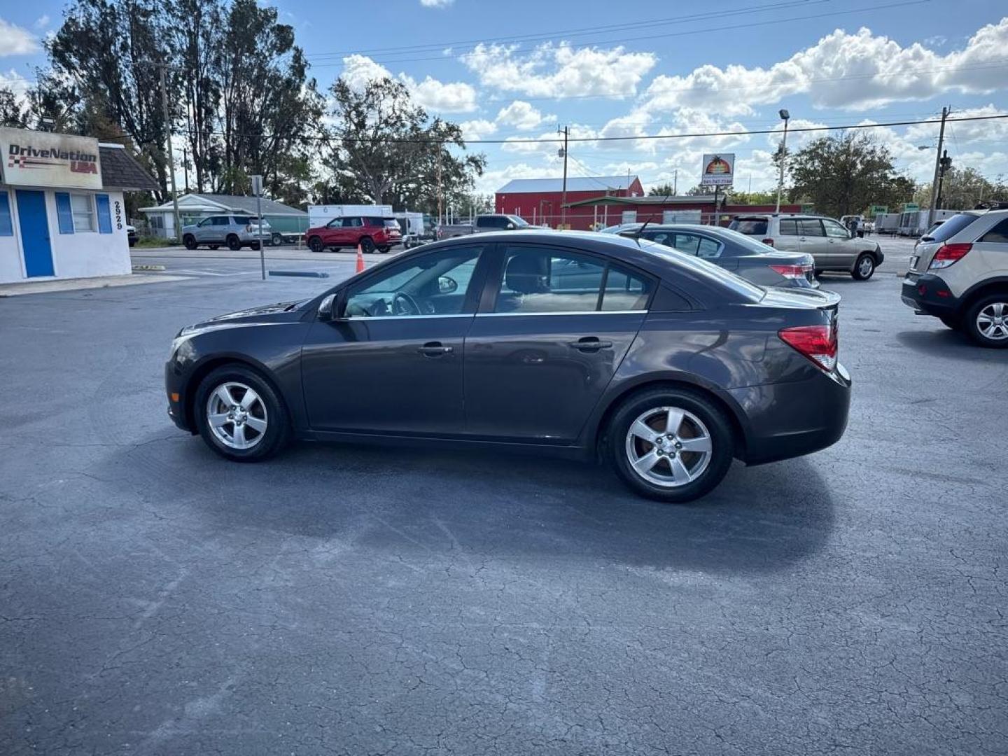 2013 GRAY CHEVROLET CRUZE LT (1G1PC5SB1D7) with an 1.4L engine, Automatic transmission, located at 2929 9th St. West, Bradenton, 34205, (941) 242-2810, 27.473591, -82.570679 - Photo#4