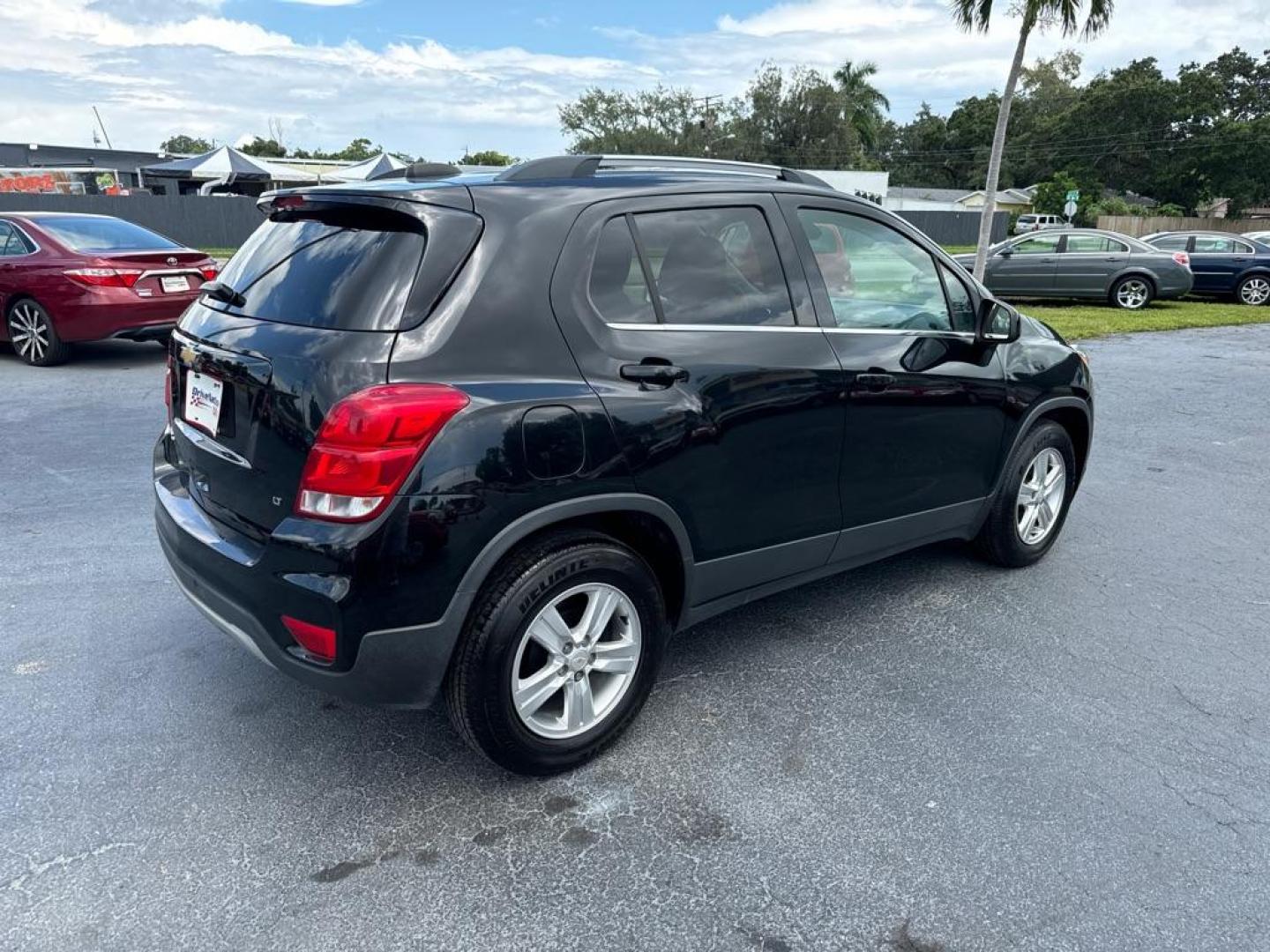 2020 BLACK CHEVROLET TRAX 1LT (3GNCJLSB8LL) with an 1.4L engine, Automatic transmission, located at 2929 9th St. West, Bradenton, 34205, (941) 242-2810, 27.473591, -82.570679 - Photo#6