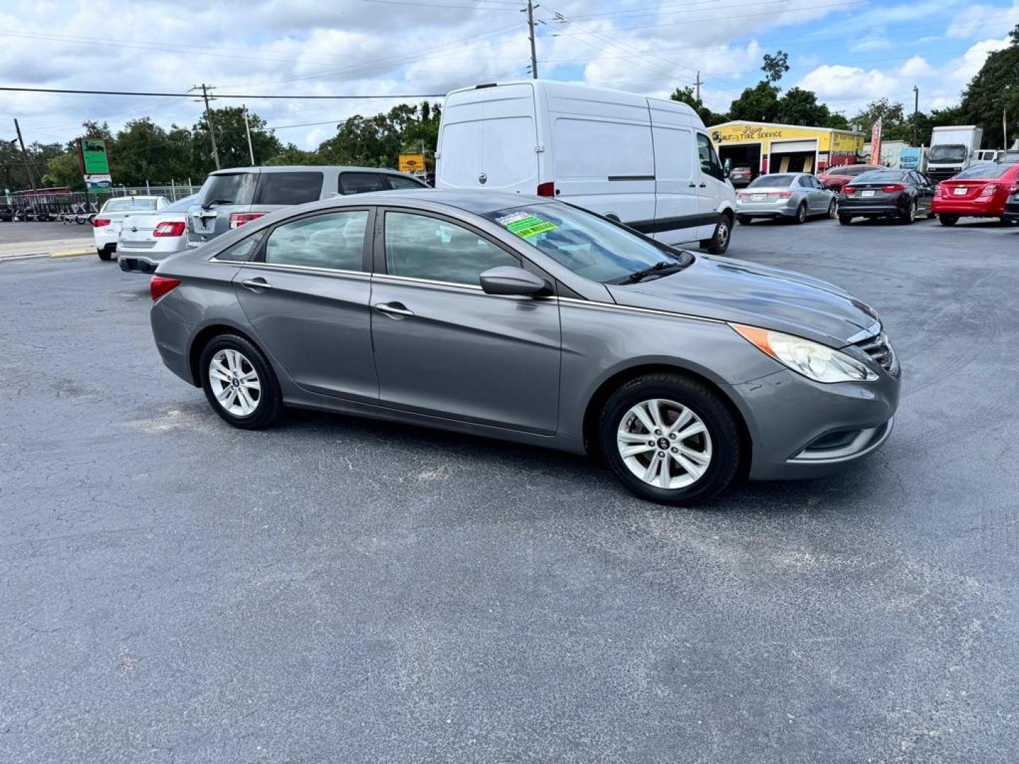 2012 GRAY HYUNDAI SONATA GLS (5NPEB4AC9CH) with an 2.4L engine, Automatic transmission, located at 2929 9th St. West, Bradenton, 34205, (941) 242-2810, 27.473591, -82.570679 - Thanks for inquring into DriveNation USA! All vehicles listed can be viewed at www.drivenationusa.com for vehicle history reports and additonal info. We cannot quote any terms such as down payments or monthly payments without an application. You can apply directly at www.drivenationusa.com or by con - Photo#2