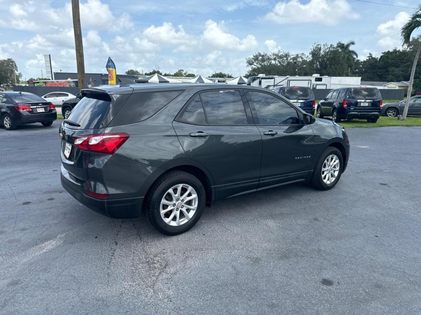 2019 GRAY CHEVROLET EQUINOX LS (3GNAXHEV7KS) with an 1.5L engine, Automatic transmission, located at 2929 9th St. West, Bradenton, 34205, (941) 242-2810, 27.473591, -82.570679 - Photo#7