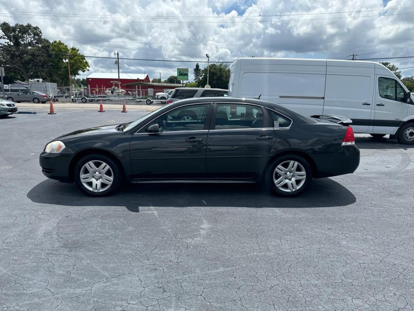 2014 GRAY CHEVROLET IMPALA LIMITED LT (2G1WB5E31E1) with an 3.6L engine, Automatic transmission, located at 2929 9th St. West, Bradenton, 34205, (941) 242-2810, 27.473591, -82.570679 - Photo#4