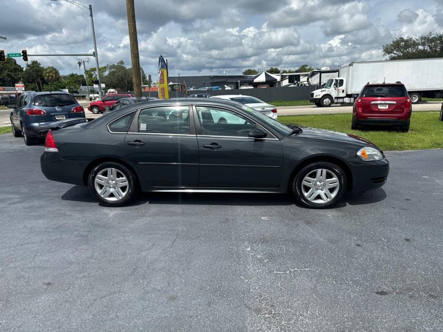 2014 GRAY CHEVROLET IMPALA LIMITED LT (2G1WB5E31E1) with an 3.6L engine, Automatic transmission, located at 2929 9th St. West, Bradenton, 34205, (941) 242-2810, 27.473591, -82.570679 - Photo#8