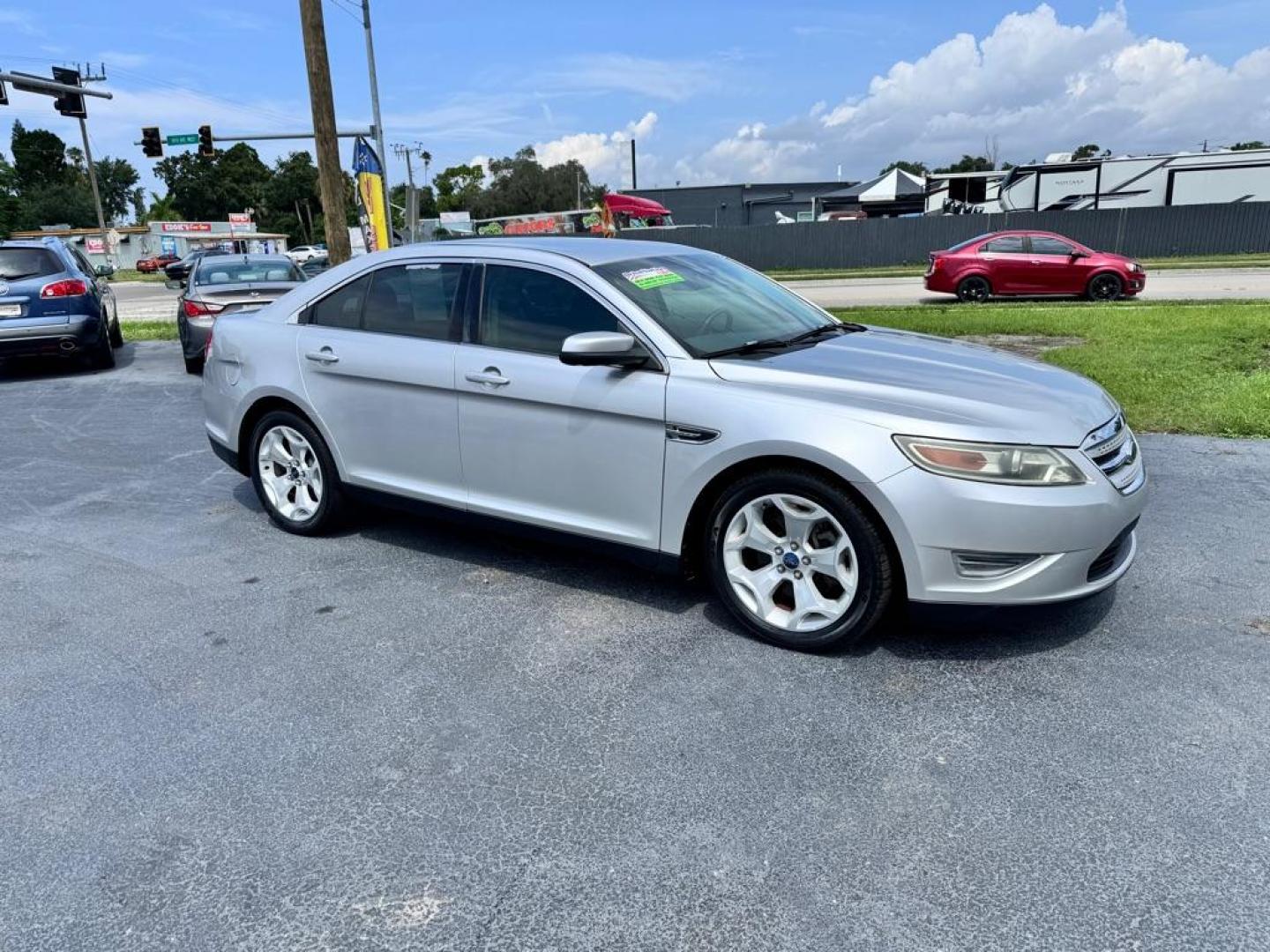 2010 SILVER FORD TAURUS SEL (1FAHP2EWXAG) with an 3.5L engine, Automatic transmission, located at 2929 9th St. West, Bradenton, 34205, (941) 242-2810, 27.473591, -82.570679 - Thanks for inquring into DriveNation USA! All vehicles listed can be viewed at www.drivenationusa.com for vehicle history reports and additonal info. We cannot quote any terms such as down payments or monthly payments without an application. You can apply directly at www.drivenationusa.com or by con - Photo#0