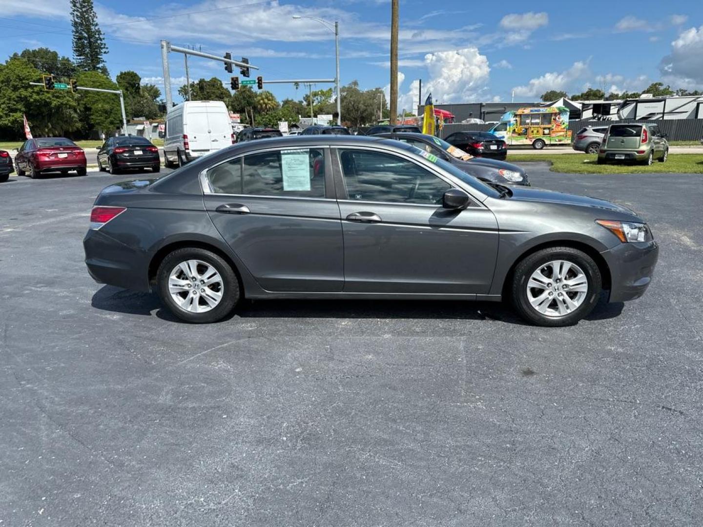 2010 GRAY HONDA ACCORD LXP (1HGCP2F40AA) with an 2.4L engine, Automatic transmission, located at 2929 9th St. West, Bradenton, 34205, (941) 242-2810, 27.473591, -82.570679 - Photo#11