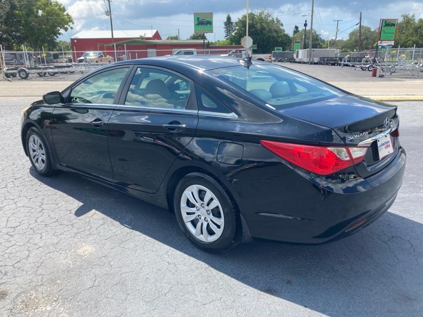 2012 BLACK HYUNDAI SONATA GLS (5NPEB4AC7CH) with an 2.4L engine, Automatic transmission, located at 2929 9th St. West, Bradenton, 34205, (941) 242-2810, 27.473591, -82.570679 - Photo#5