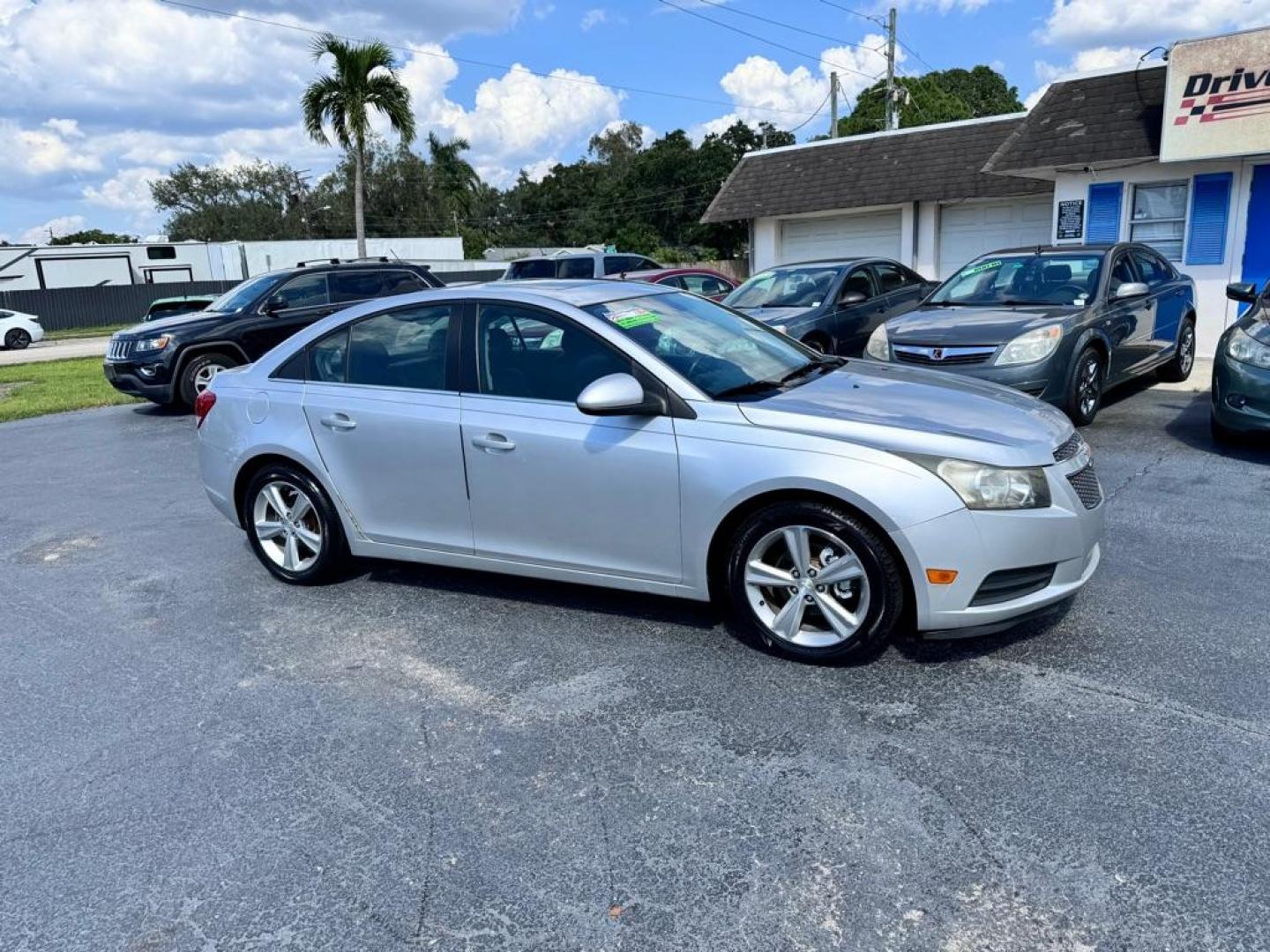 2014 SILVER CHEVROLET CRUZE LT (1G1PE5SB8E7) with an 1.4L engine, Automatic transmission, located at 2929 9th St. West, Bradenton, 34205, (941) 242-2810, 27.473591, -82.570679 - Thanks for inquring into DriveNation USA! All vehicles listed can be viewed at www.drivenationusa.com for vehicle history reports and additonal info. We cannot quote any terms such as down payments or monthly payments without an application. You can apply directly at www.drivenationusa.com or by con - Photo#2