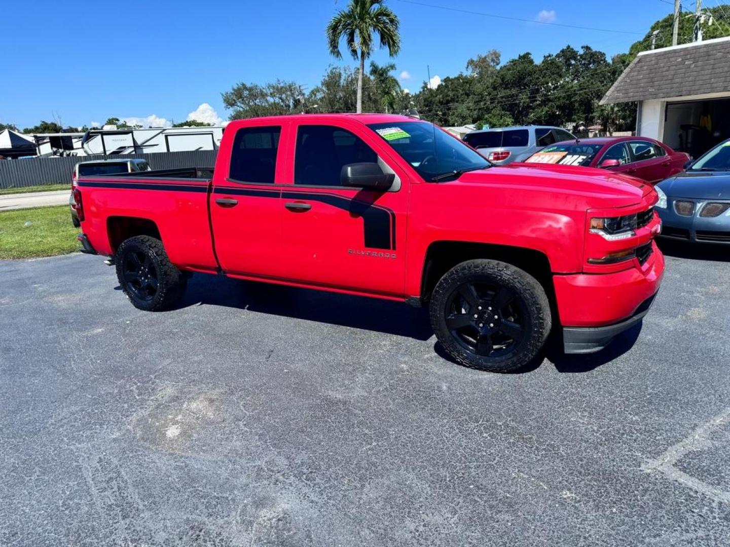 2018 RED CHEVROLET SILVERADO 1500 CUSTOM (1GCRCPEH9JZ) with an 4.3L engine, Automatic transmission, located at 2929 9th St. West, Bradenton, 34205, (941) 242-2810, 27.473591, -82.570679 - Thanks for inquring into DriveNation USA! All vehicles listed can be viewed at www.drivenationusa.com for vehicle history reports and additonal info. We cannot quote any terms such as down payments or monthly payments without an application. You can apply directly at www.drivenationusa.com or by con - Photo#1