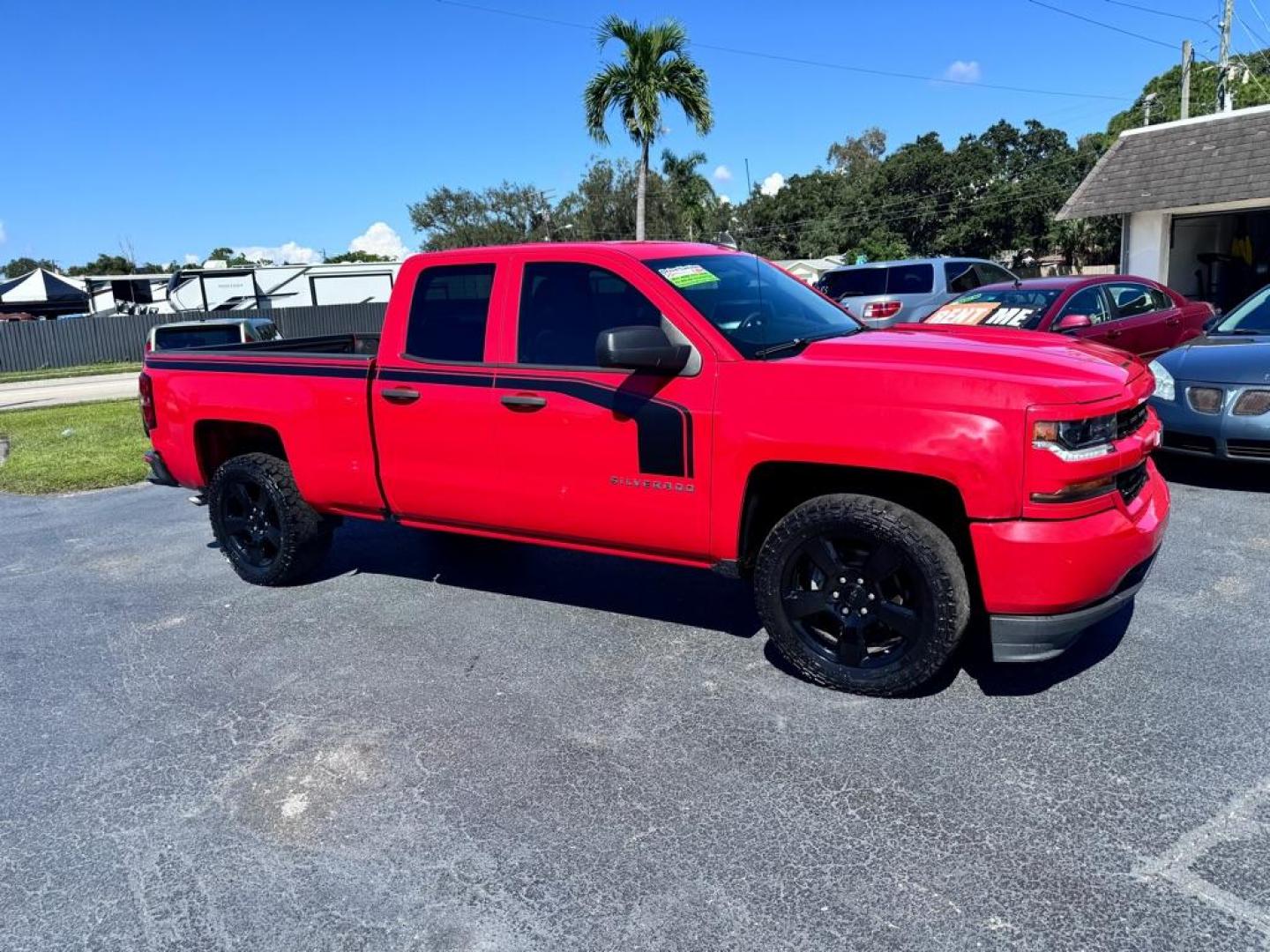 2018 RED CHEVROLET SILVERADO 1500 CUSTOM (1GCRCPEH9JZ) with an 4.3L engine, Automatic transmission, located at 2929 9th St. West, Bradenton, 34205, (941) 242-2810, 27.473591, -82.570679 - Thanks for inquring into DriveNation USA! All vehicles listed can be viewed at www.drivenationusa.com for vehicle history reports and additonal info. We cannot quote any terms such as down payments or monthly payments without an application. You can apply directly at www.drivenationusa.com or by con - Photo#2