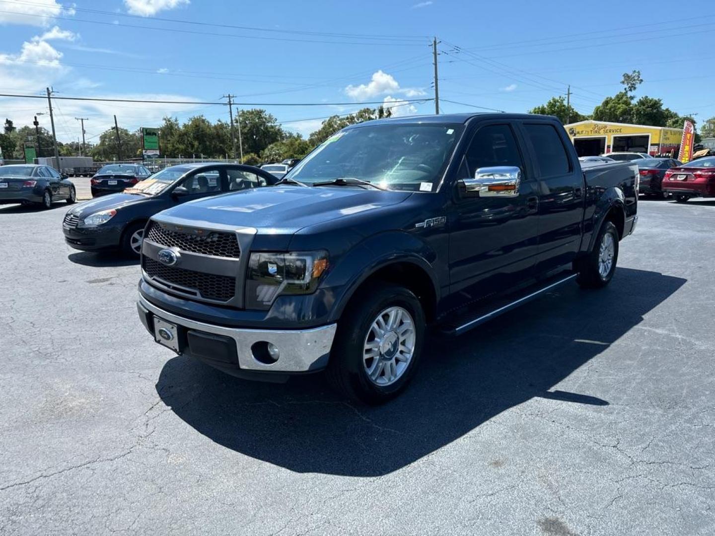 2013 BLUE FORD F150 SUPERCREW (1FTFW1CF3DF) with an 5.0L engine, Automatic transmission, located at 2929 9th St. West, Bradenton, 34205, (941) 242-2810, 27.473591, -82.570679 - Thanks for inquring into DriveNation USA! All vehicles listed can be viewed at www.drivenationusa.com for vehicle history reports and additonal info. We cannot quote any terms such as down payments or monthly payments without an application. You can apply directly at www.drivenationusa.com or by con - Photo#4