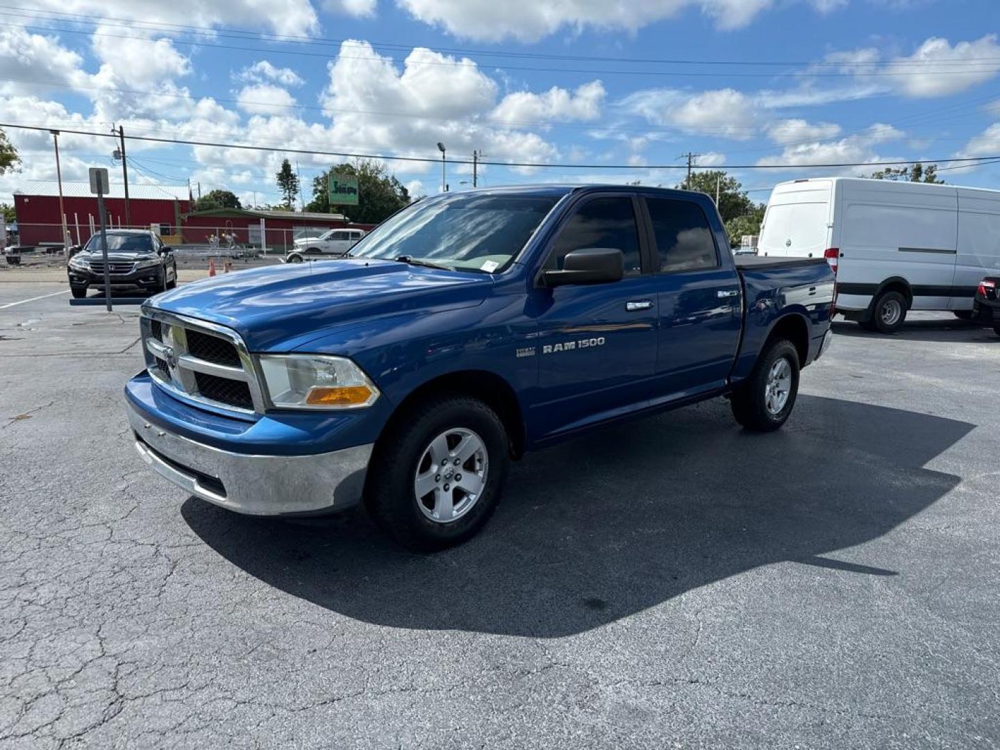 2011 BLUE DODGE RAM 1500 (1D7RV1CT7BS) with an 5.7L engine, Automatic transmission, located at 2929 9th St. West, Bradenton, 34205, (941) 242-2810, 27.473591, -82.570679 - Photo#4