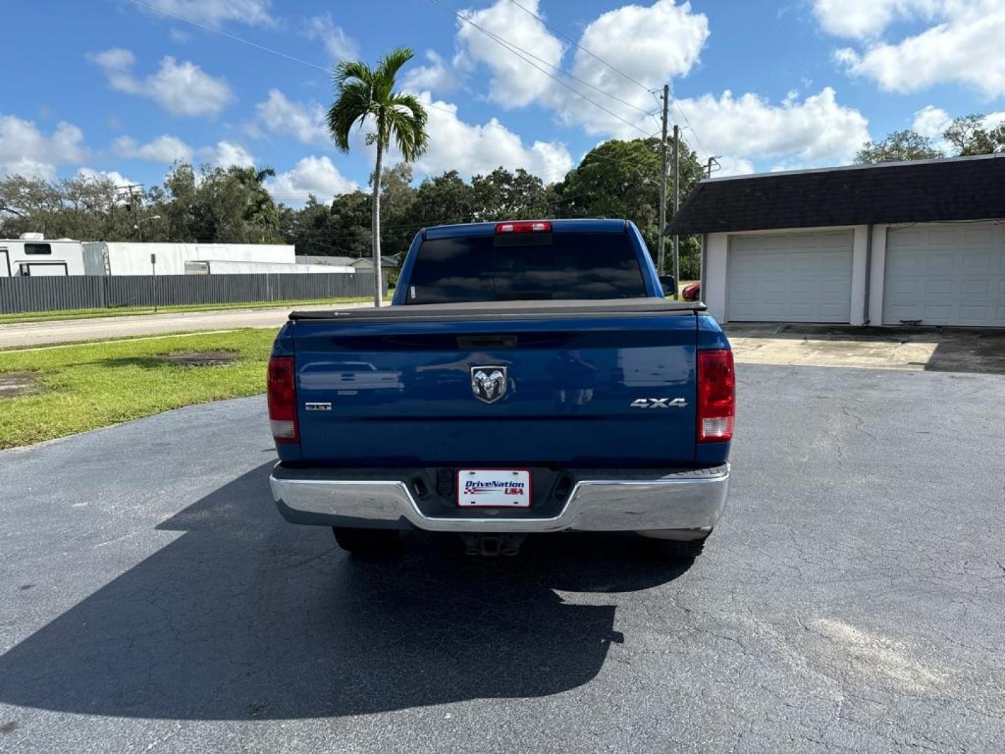 2011 BLUE DODGE RAM 1500 (1D7RV1CT7BS) with an 5.7L engine, Automatic transmission, located at 2929 9th St. West, Bradenton, 34205, (941) 242-2810, 27.473591, -82.570679 - Photo#7