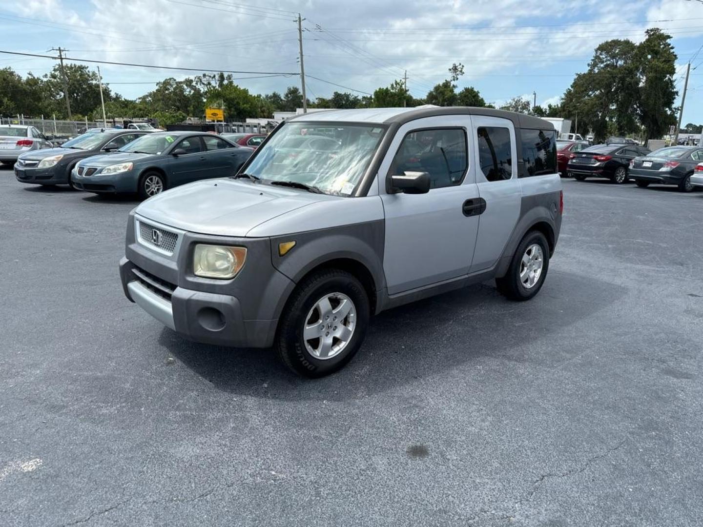 2003 SILVER HONDA ELEMENT EX (5J6YH286X3L) with an 2.4L engine, Automatic transmission, located at 2929 9th St. West, Bradenton, 34205, (941) 242-2810, 27.473591, -82.570679 - Photo#4