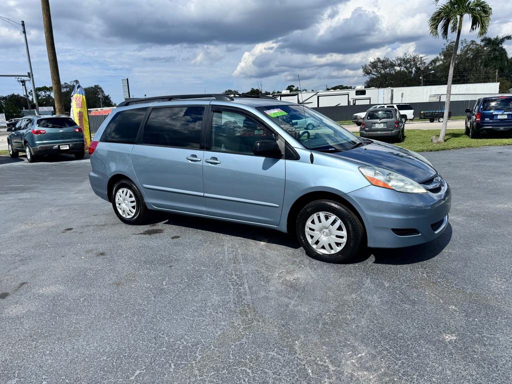 2006 TOYOTA SIENNA CE