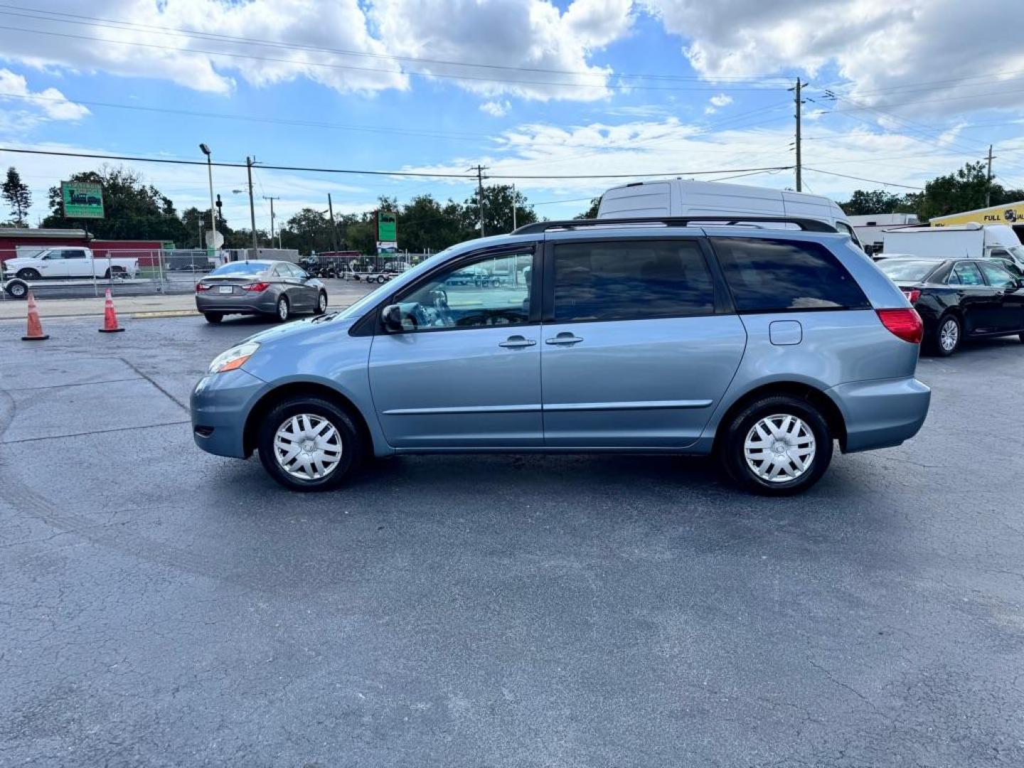 2006 BLUE TOYOTA SIENNA CE (5TDZA23CX6S) with an 3.3L engine, Automatic transmission, located at 2929 9th St. West, Bradenton, 34205, (941) 242-2810, 27.473591, -82.570679 - Thanks for inquring into DriveNation USA! All vehicles listed can be viewed at www.drivenationusa.com for vehicle history reports and additonal info. We cannot quote any terms such as down payments or monthly payments without an application. You can apply directly at www.drivenationusa.com or by con - Photo#13