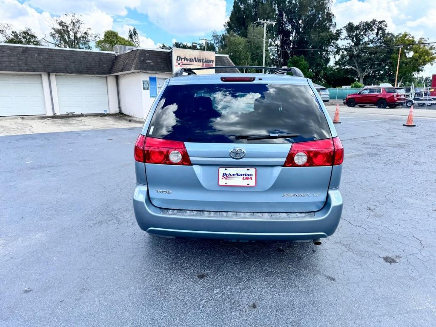 2006 BLUE TOYOTA SIENNA CE (5TDZA23CX6S) with an 3.3L engine, Automatic transmission, located at 2929 9th St. West, Bradenton, 34205, (941) 242-2810, 27.473591, -82.570679 - Thanks for inquring into DriveNation USA! All vehicles listed can be viewed at www.drivenationusa.com for vehicle history reports and additonal info. We cannot quote any terms such as down payments or monthly payments without an application. You can apply directly at www.drivenationusa.com or by con - Photo#3