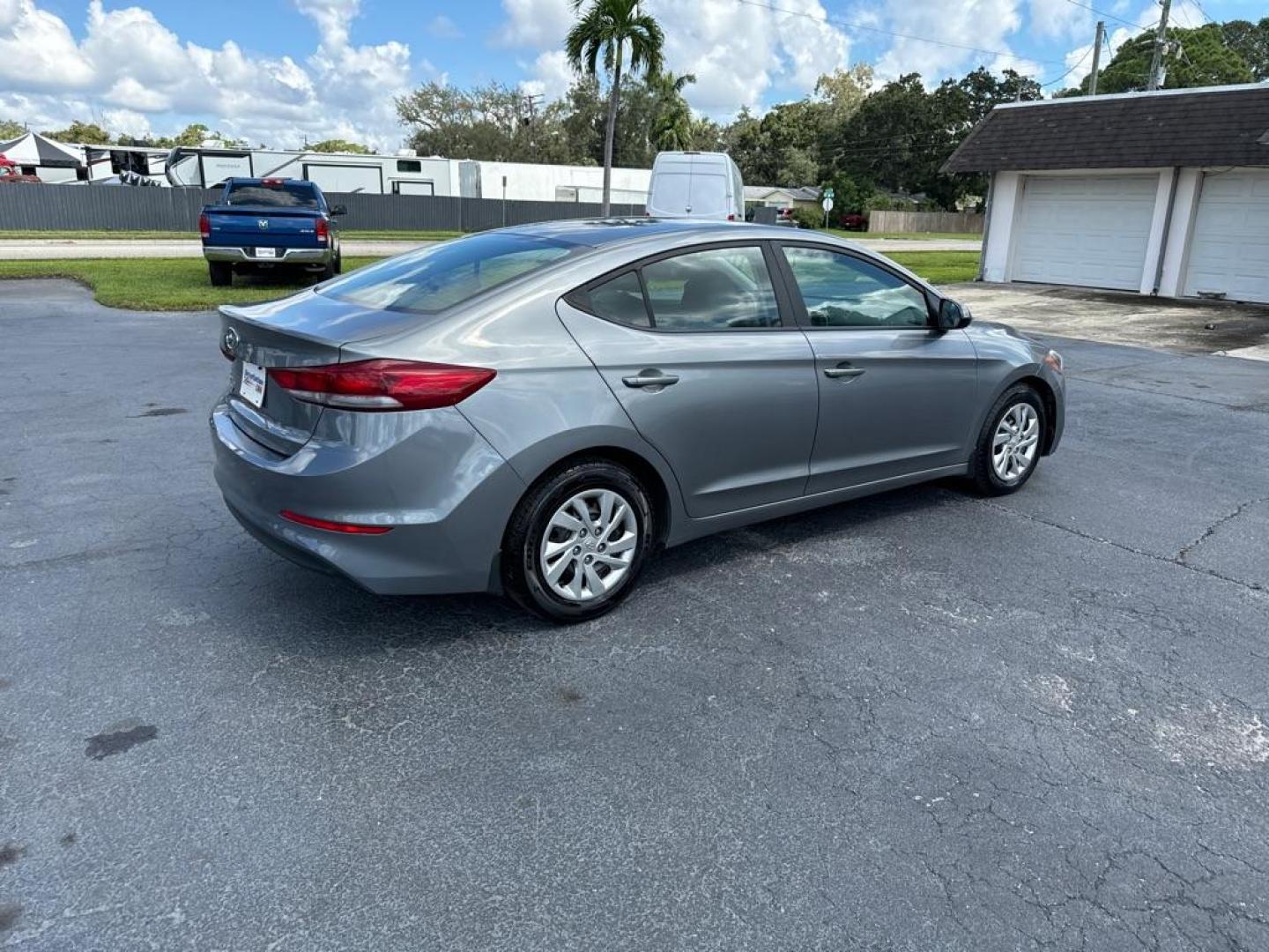 2018 GRAY HYUNDAI ELANTRA SE (KMHD74LF1JU) with an 2.0L engine, Automatic transmission, located at 2929 9th St. West, Bradenton, 34205, (941) 242-2810, 27.473591, -82.570679 - Thanks for inquring into DriveNation USA! All vehicles listed can be viewed at www.drivenationusa.com for vehicle history reports and additonal info. We cannot quote any terms such as down payments or monthly payments without an application. You can apply directly at www.drivenationusa.com or by con - Photo#6