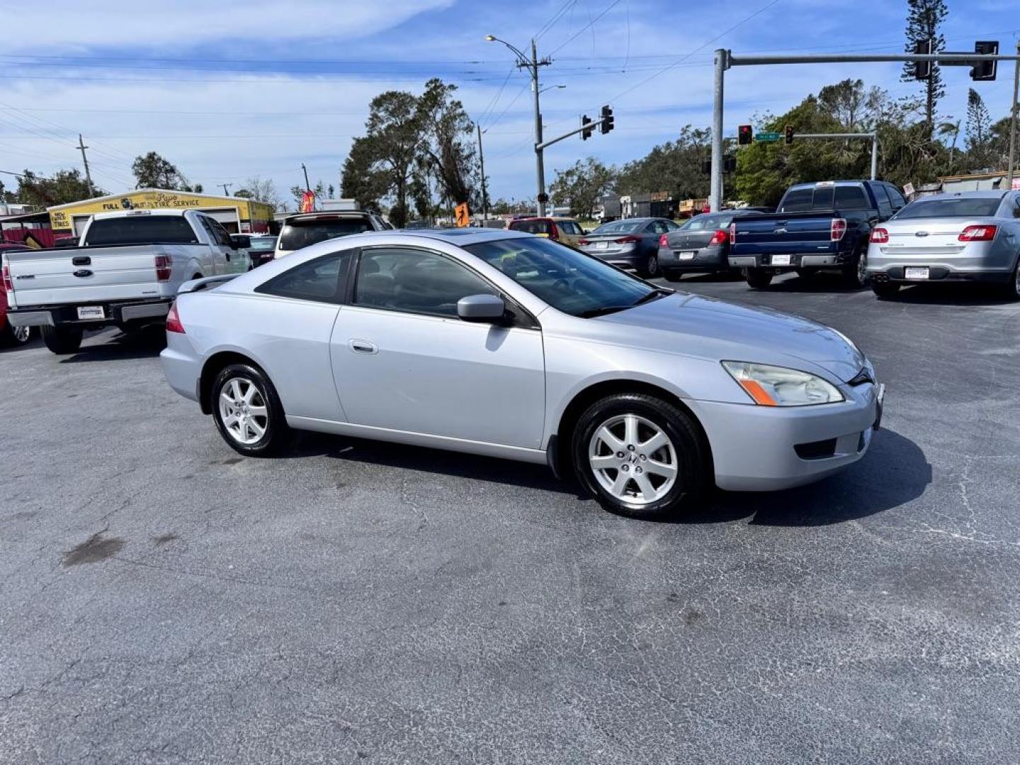 2005 SILVER HONDA ACCORD EX (1HGCM82615A) with an 3.0L engine, Automatic transmission, located at 2929 9th St. West, Bradenton, 34205, (941) 242-2810, 27.473591, -82.570679 - Thanks for inquring into DriveNation USA! All vehicles listed can be viewed at www.drivenationusa.com for vehicle history reports and additonal info. We cannot quote any terms such as down payments or monthly payments without an application. You can apply directly at www.drivenationusa.com or by con - Photo#0