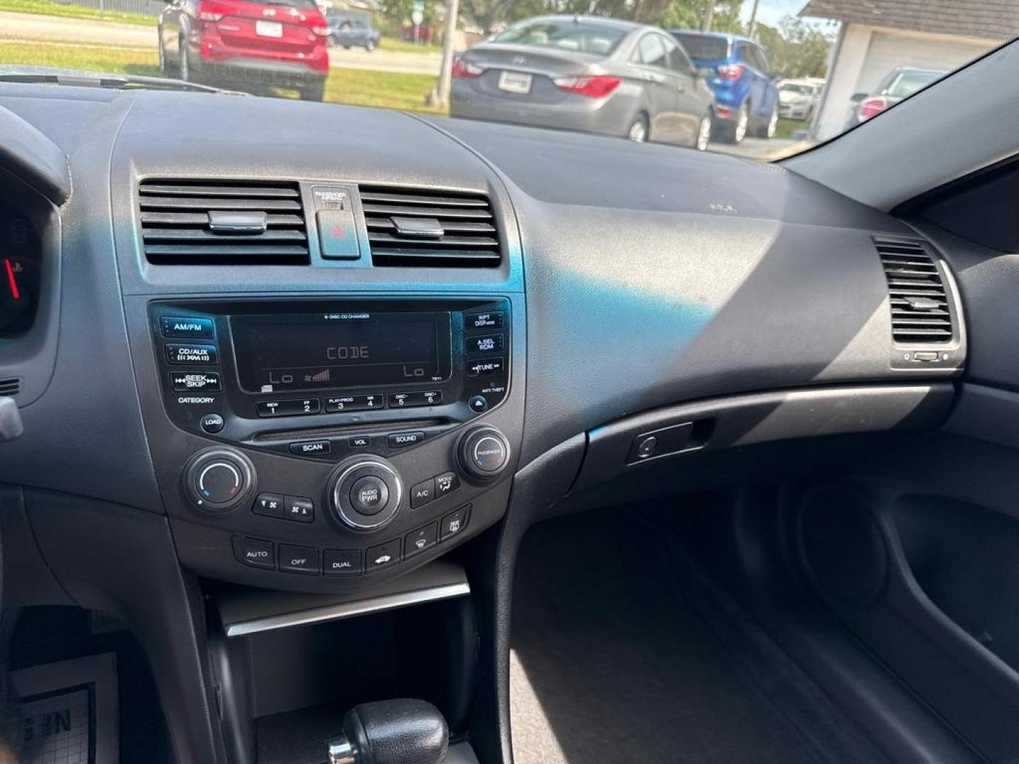 2005 SILVER HONDA ACCORD EX (1HGCM82615A) with an 3.0L engine, Automatic transmission, located at 2929 9th St. West, Bradenton, 34205, (941) 242-2810, 27.473591, -82.570679 - Thanks for inquring into DriveNation USA! All vehicles listed can be viewed at www.drivenationusa.com for vehicle history reports and additonal info. We cannot quote any terms such as down payments or monthly payments without an application. You can apply directly at www.drivenationusa.com or by con - Photo#13