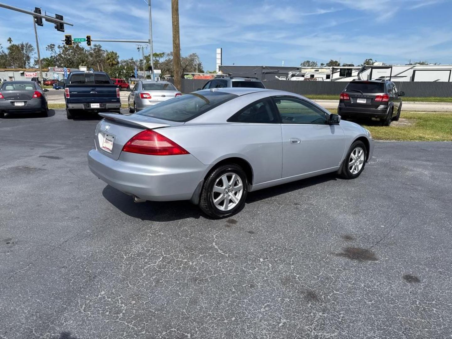 2005 SILVER HONDA ACCORD EX (1HGCM82615A) with an 3.0L engine, Automatic transmission, located at 2929 9th St. West, Bradenton, 34205, (941) 242-2810, 27.473591, -82.570679 - Thanks for inquring into DriveNation USA! All vehicles listed can be viewed at www.drivenationusa.com for vehicle history reports and additonal info. We cannot quote any terms such as down payments or monthly payments without an application. You can apply directly at www.drivenationusa.com or by con - Photo#7