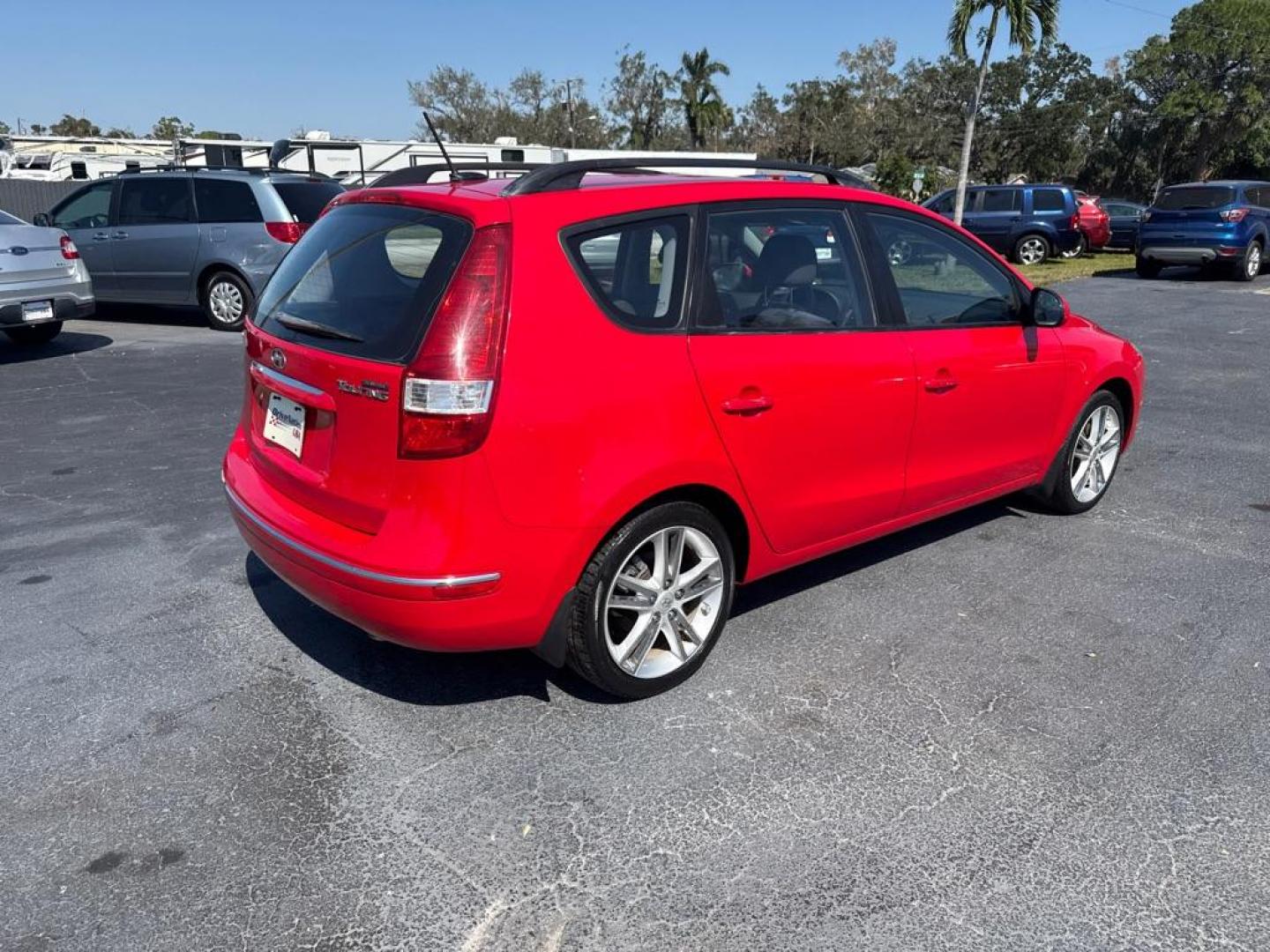 2010 RED HYUNDAI ELANTRA TOURING GLS (KMHDC8AE7AU) with an 2.0L engine, Automatic transmission, located at 2929 9th St. West, Bradenton, 34205, (941) 242-2810, 27.473591, -82.570679 - Thanks for inquring into DriveNation USA! All vehicles listed can be viewed at www.drivenationusa.com for vehicle history reports and additonal info. We cannot quote any terms such as down payments or monthly payments without an application. You can apply directly at www.drivenationusa.com or by con - Photo#7