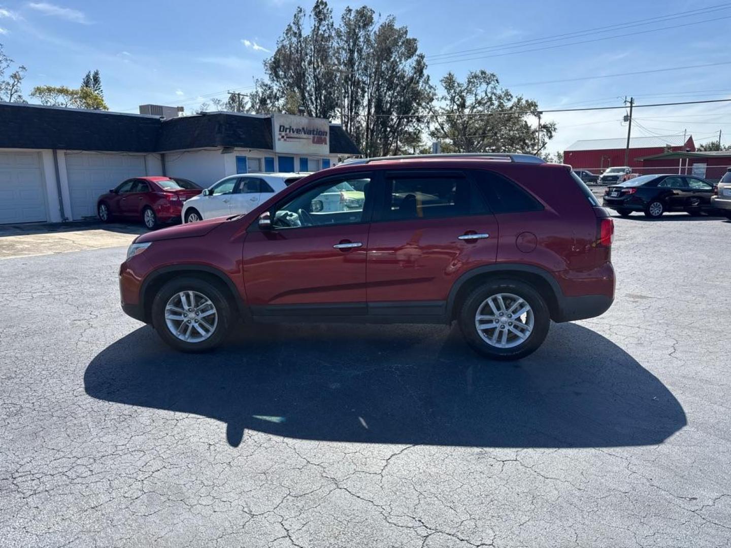 2014 RED KIA SORENTO LX (5XYKT3A61EG) with an 2.4L engine, Automatic transmission, located at 2929 9th St. West, Bradenton, 34205, (941) 242-2810, 27.473591, -82.570679 - Thanks for inquring into DriveNation USA! All vehicles listed can be viewed at www.drivenationusa.com for vehicle history reports and additonal info. We cannot quote any terms such as down payments or monthly payments without an application. You can apply directly at www.drivenationusa.com or by con - Photo#4