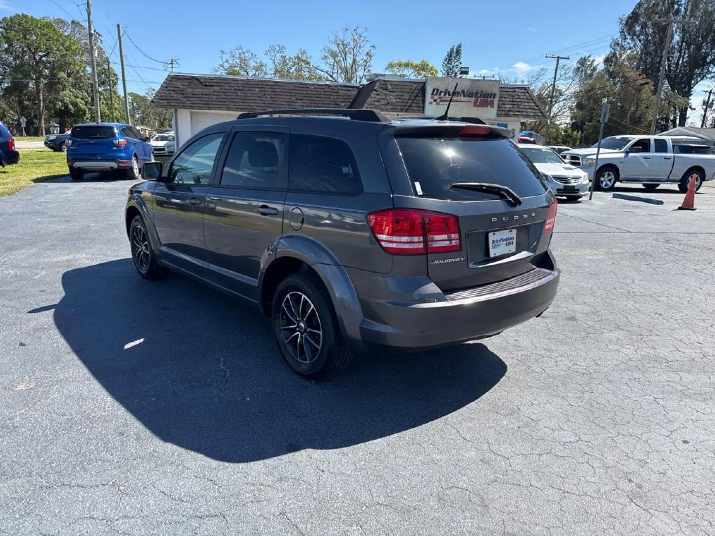 2018 GRAY DODGE JOURNEY CROSSROADS (3C4PDCAB0JT) with an 2.4L engine, Automatic transmission, located at 2929 9th St. West, Bradenton, 34205, (941) 242-2810, 27.473591, -82.570679 - Thanks for inquring into DriveNation USA! All vehicles listed can be viewed at www.drivenationusa.com for vehicle history reports and additonal info. We cannot quote any terms such as down payments or monthly payments without an application. You can apply directly at www.drivenationusa.com or by con - Photo#5