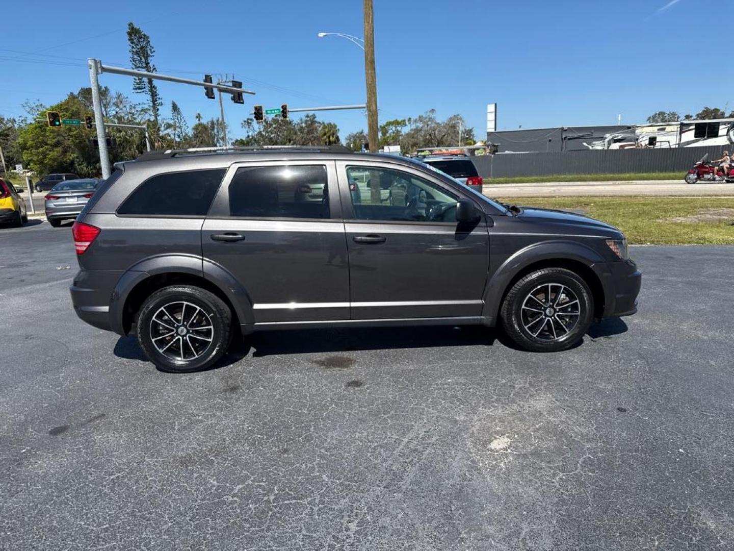 2018 GRAY DODGE JOURNEY CROSSROADS (3C4PDCAB0JT) with an 2.4L engine, Automatic transmission, located at 2929 9th St. West, Bradenton, 34205, (941) 242-2810, 27.473591, -82.570679 - Thanks for inquring into DriveNation USA! All vehicles listed can be viewed at www.drivenationusa.com for vehicle history reports and additonal info. We cannot quote any terms such as down payments or monthly payments without an application. You can apply directly at www.drivenationusa.com or by con - Photo#8