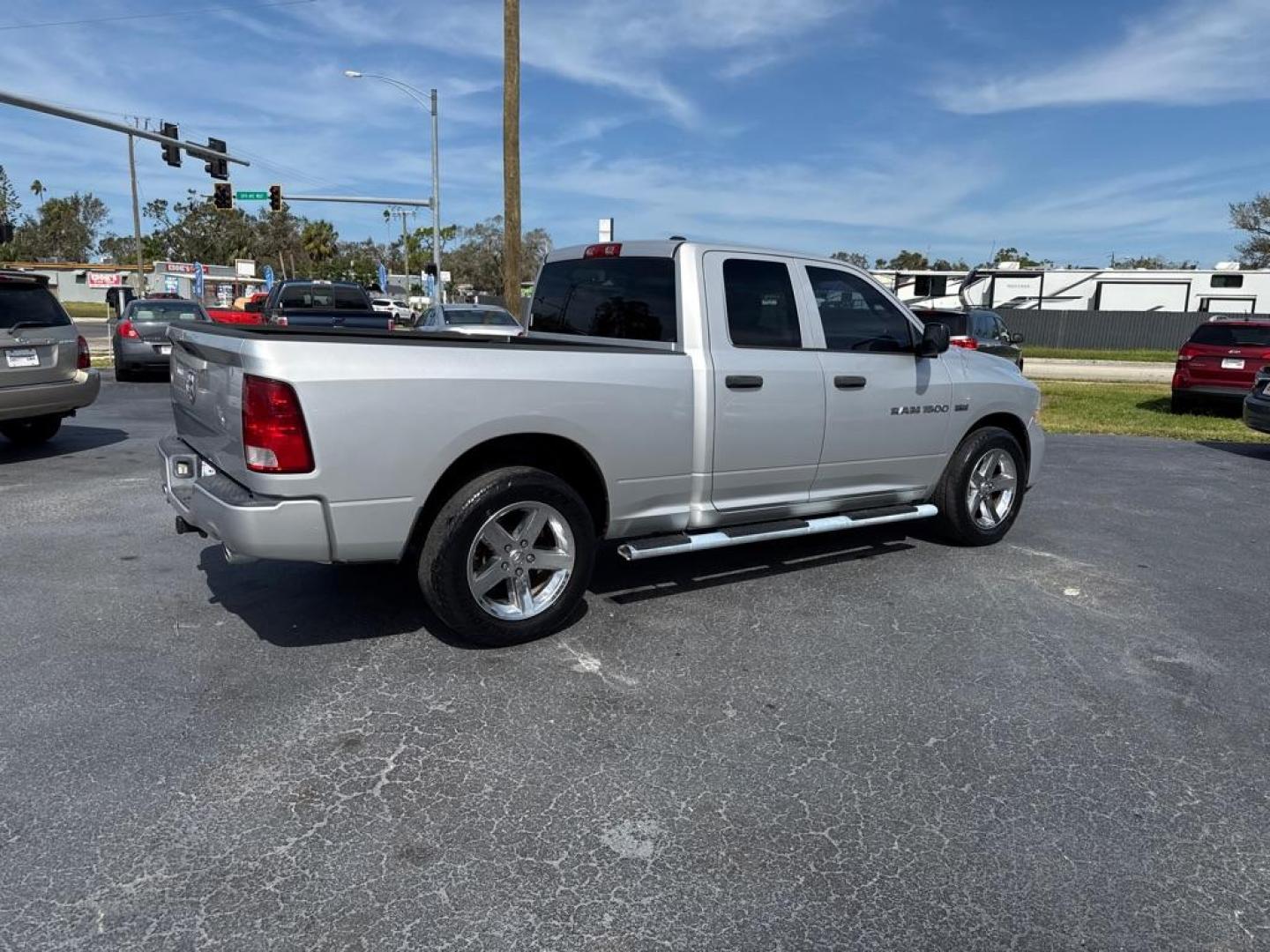 2012 SILVER DODGE RAM 1500 SLT (1C6RD6FT0CS) with an 5.7L engine, Automatic transmission - Thanks for inquring into DriveNation USA! All vehicles listed can be viewed at www.drivenationusa.com for vehicle history reports and additonal info. We cannot quote any terms such as down payments or monthly payments without an application. You can apply directly at www.drivenationusa.com or by con - Photo#7