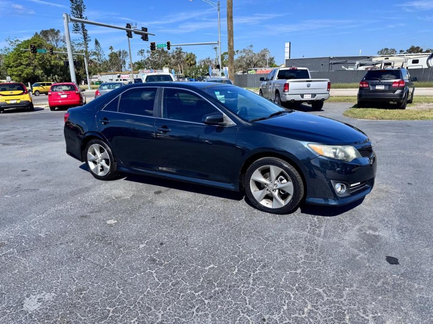 2014 GRAY TOYOTA CAMRY SE (4T1BK1FK9EU) with an 3.5L engine, Automatic transmission, located at 2929 9th St. West, Bradenton, 34205, (941) 242-2810, 27.473591, -82.570679 - Thanks for inquring into DriveNation USA! All vehicles listed can be viewed at www.drivenationusa.com for vehicle history reports and additonal info. We cannot quote any terms such as down payments or monthly payments without an application. You can apply directly at www.drivenationusa.com or by con - Photo#0