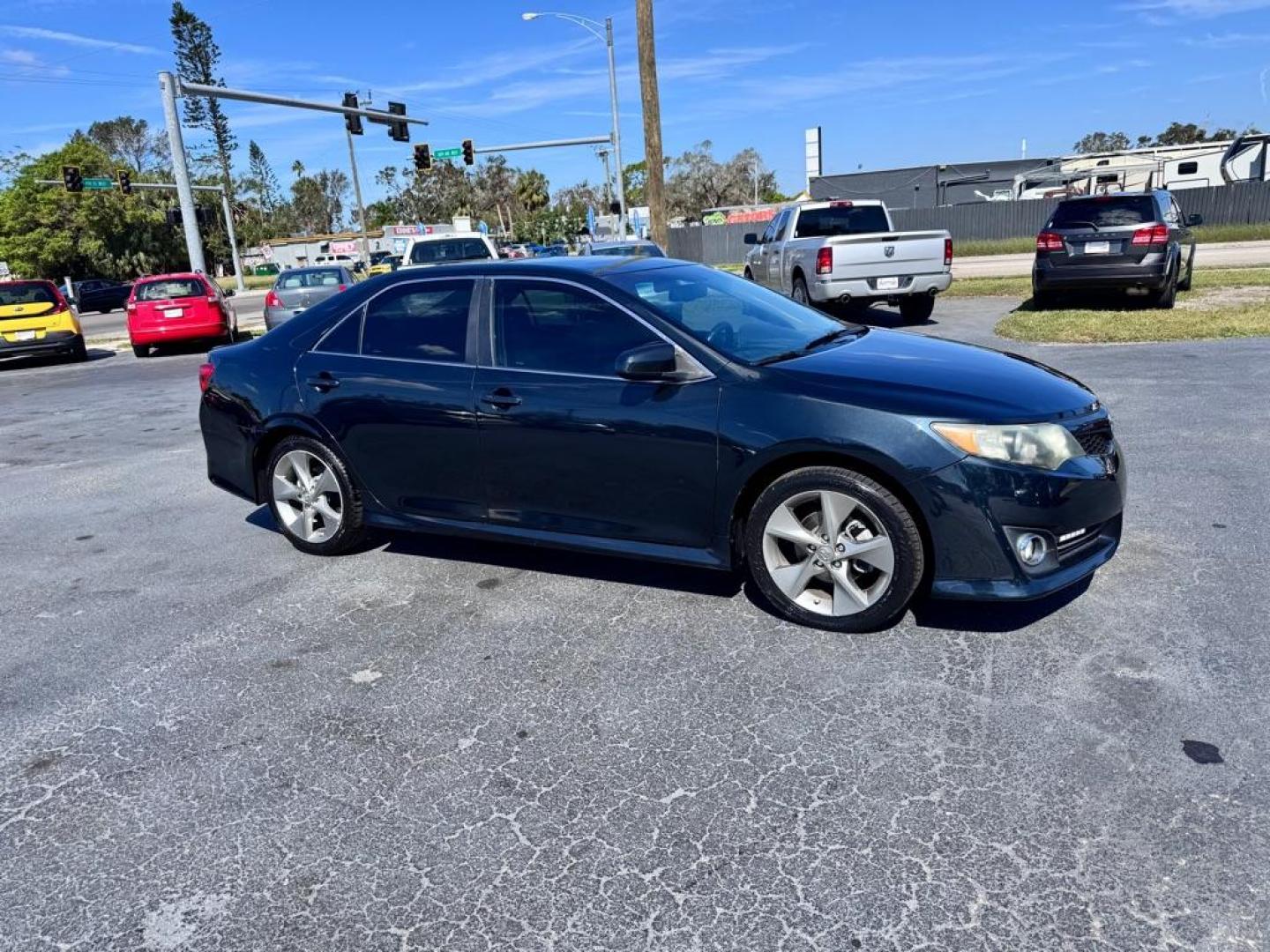 2014 GRAY TOYOTA CAMRY SE (4T1BK1FK9EU) with an 3.5L engine, Automatic transmission, located at 2929 9th St. West, Bradenton, 34205, (941) 242-2810, 27.473591, -82.570679 - Thanks for inquring into DriveNation USA! All vehicles listed can be viewed at www.drivenationusa.com for vehicle history reports and additonal info. We cannot quote any terms such as down payments or monthly payments without an application. You can apply directly at www.drivenationusa.com or by con - Photo#1