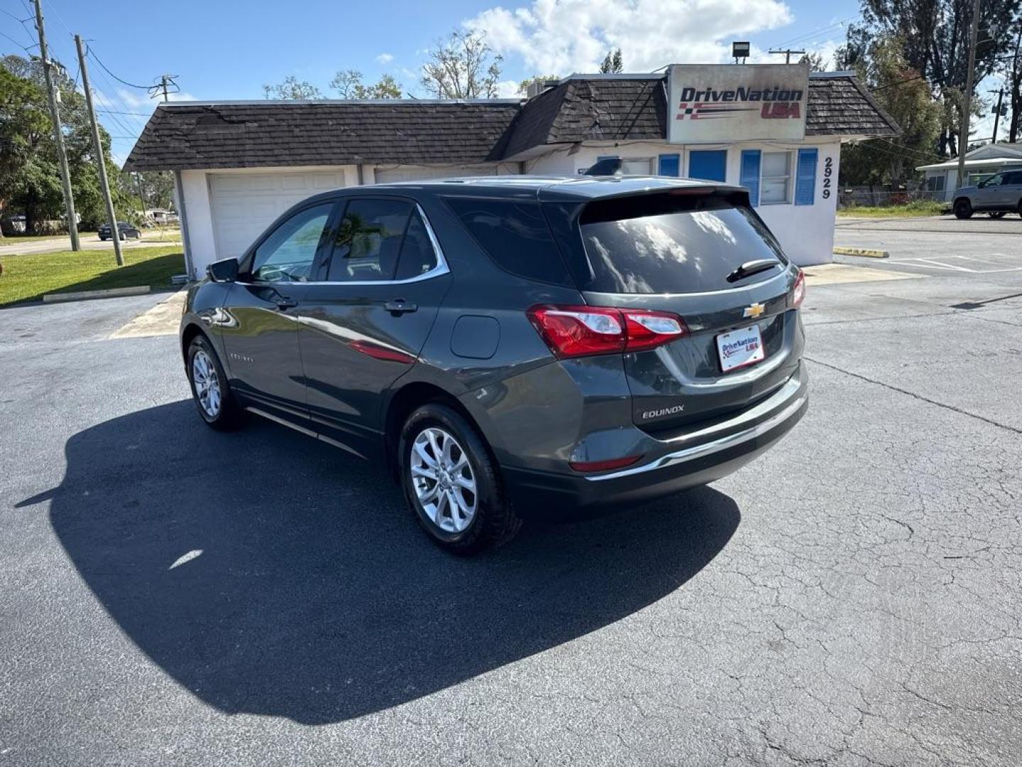 2019 GRAY CHEVROLET EQUINOX LT (3GNAXJEV3KS) with an 1.5L engine, Automatic transmission, located at 2929 9th St. West, Bradenton, 34205, (941) 242-2810, 27.473591, -82.570679 - Thanks for inquring into DriveNation USA! All vehicles listed can be viewed at www.drivenationusa.com for vehicle history reports and additonal info. We cannot quote any terms such as down payments or monthly payments without an application. You can apply directly at www.drivenationusa.com or by con - Photo#5