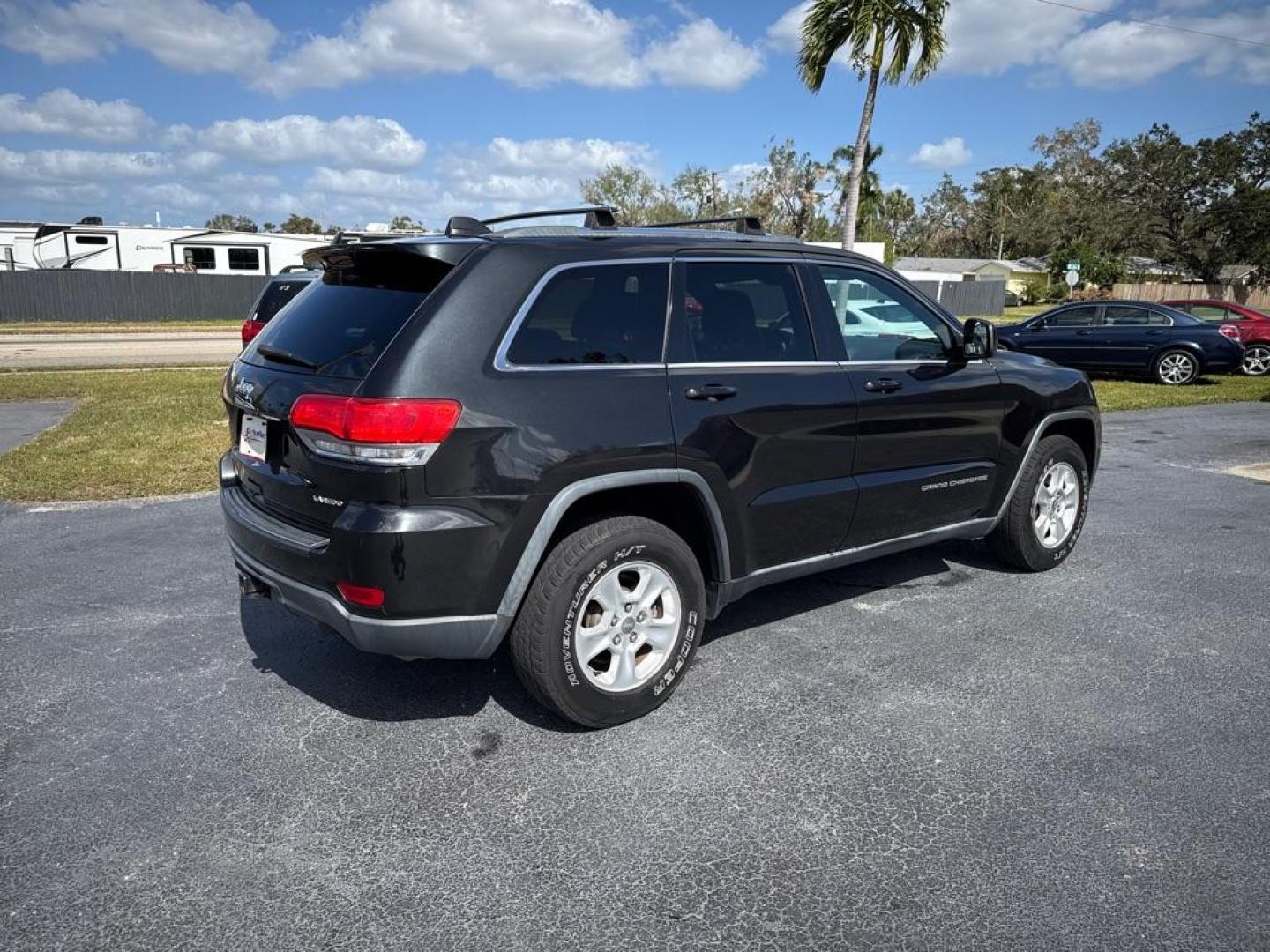 2014 BLACK JEEP GRAND CHEROKEE LAREDO (1C4RJFAG5EC) with an 3.6L engine, Automatic transmission, located at 2929 9th St. West, Bradenton, 34205, (941) 242-2810, 27.473591, -82.570679 - Thanks for inquring into DriveNation USA! All vehicles listed can be viewed at www.drivenationusa.com for vehicle history reports and additonal info. We cannot quote any terms such as down payments or monthly payments without an application. You can apply directly at www.drivenationusa.com or by con - Photo#7