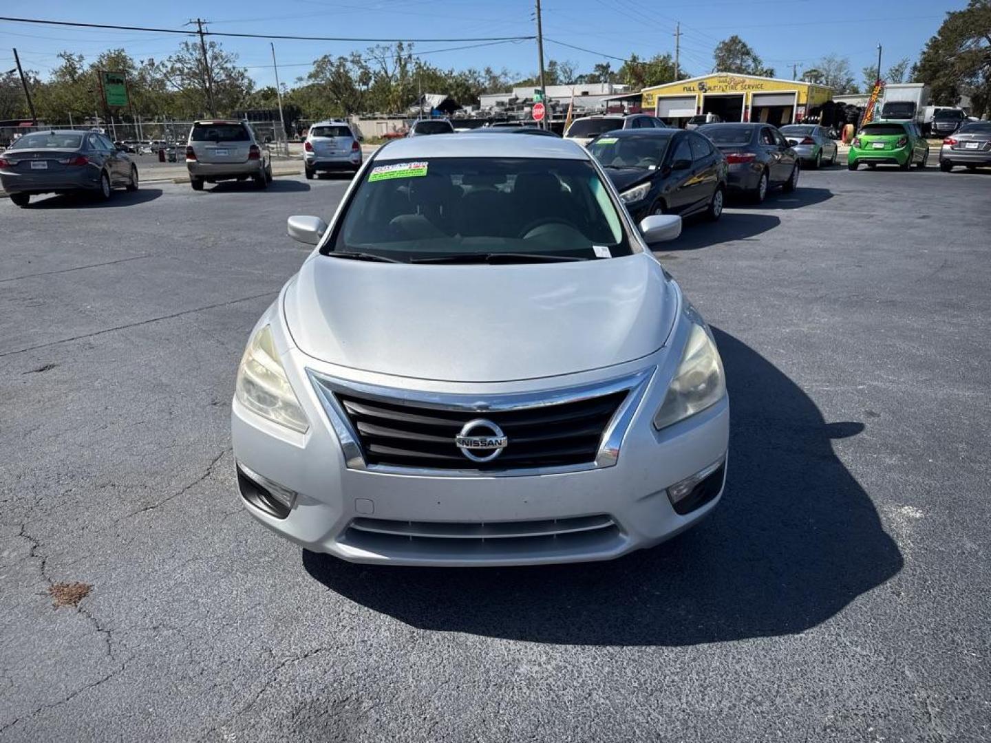 2015 SILVER NISSAN ALTIMA 2.5 (1N4AL3AP5FN) with an 2.5L engine, Continuously Variable transmission, located at 2929 9th St. West, Bradenton, 34205, (941) 242-2810, 27.473591, -82.570679 - Thanks for inquring into DriveNation USA! All vehicles listed can be viewed at www.drivenationusa.com for vehicle history reports and additonal info. We cannot quote any terms such as down payments or monthly payments without an application. You can apply directly at www.drivenationusa.com or by con - Photo#2