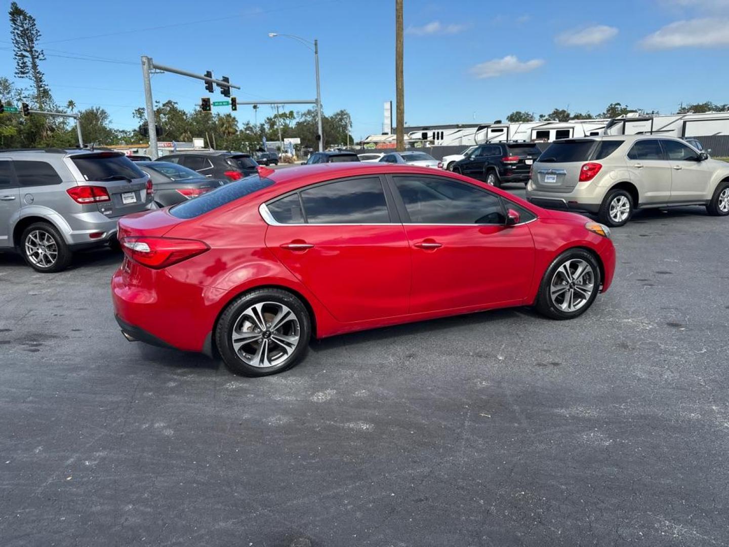 2016 RED KIA FORTE EX (KNAFZ4A84G5) with an 2.0L engine, Automatic transmission, located at 2929 9th St. West, Bradenton, 34205, (941) 242-2810, 27.473591, -82.570679 - Thanks for inquring into DriveNation USA! All vehicles listed can be viewed at www.drivenationusa.com for vehicle history reports and additonal info. We cannot quote any terms such as down payments or monthly payments without an application. You can apply directly at www.drivenationusa.com or by con - Photo#7