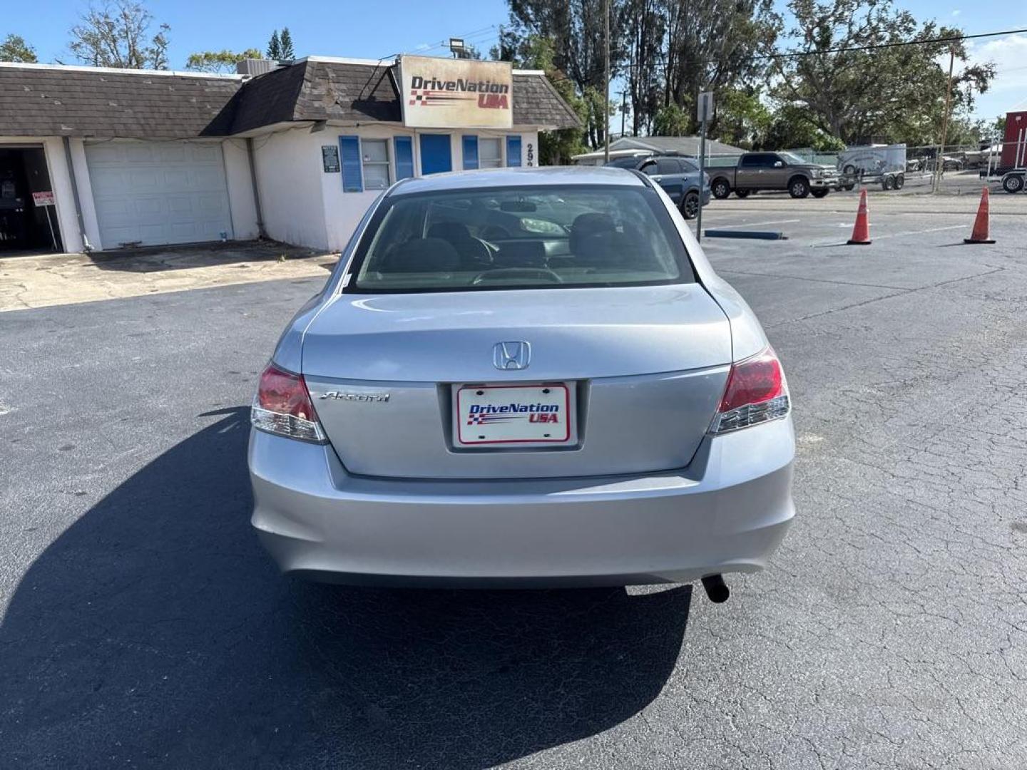 2008 SILVER HONDA ACCORD LX (1HGCP26308A) with an 2.4L engine, Automatic transmission, located at 2929 9th St. West, Bradenton, 34205, (941) 242-2810, 27.473591, -82.570679 - Thanks for inquring into DriveNation USA! All vehicles listed can be viewed at www.drivenationusa.com for vehicle history reports and additonal info. We cannot quote any terms such as down payments or monthly payments without an application. You can apply directly at www.drivenationusa.com or by con - Photo#6