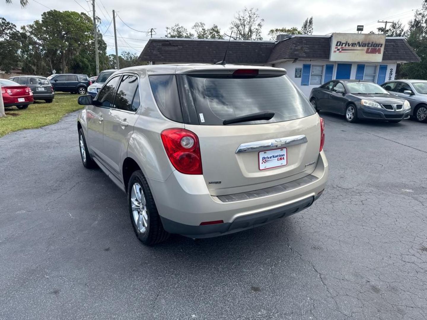 2012 TAN CHEVROLET EQUINOX LS (2GNALBEK2C1) with an 2.4L engine, Automatic transmission, located at 2929 9th St. West, Bradenton, 34205, (941) 242-2810, 27.473591, -82.570679 - Thanks for inquring into DriveNation USA! All vehicles listed can be viewed at www.drivenationusa.com for vehicle history reports and additonal info. We cannot quote any terms such as down payments or monthly payments without an application. You can apply directly at www.drivenationusa.com or by con - Photo#6