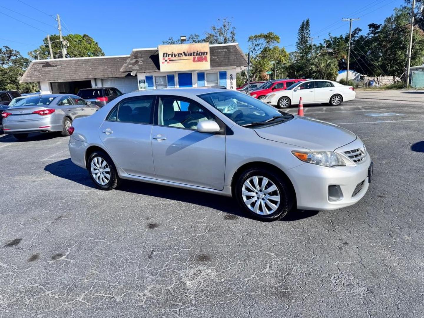 2013 SILVER TOYOTA COROLLA SE (2T1BU4EE3DC) with an 1.8L engine, Automatic transmission, located at 2929 9th St. West, Bradenton, 34205, (941) 242-2810, 27.473591, -82.570679 - Thanks for inquring into DriveNation USA! All vehicles listed can be viewed at www.drivenationusa.com for vehicle history reports and additonal info. We cannot quote any terms such as down payments or monthly payments without an application. You can apply directly at www.drivenationusa.com or by con - Photo#0