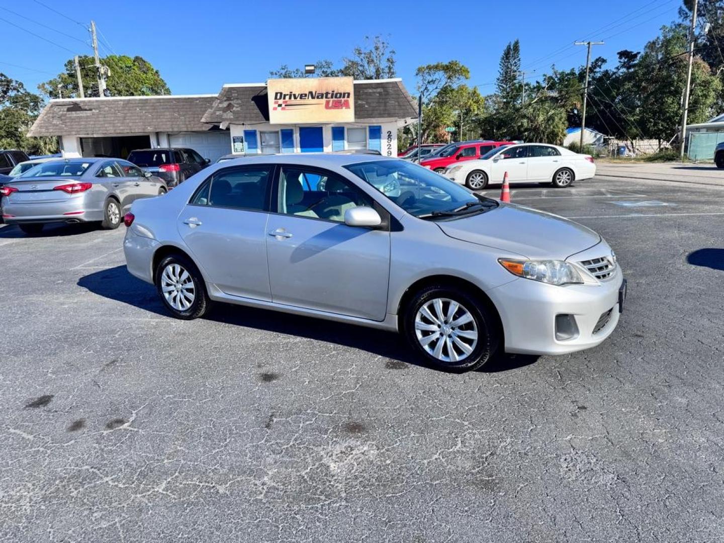 2013 SILVER TOYOTA COROLLA SE (2T1BU4EE3DC) with an 1.8L engine, Automatic transmission, located at 2929 9th St. West, Bradenton, 34205, (941) 242-2810, 27.473591, -82.570679 - Thanks for inquring into DriveNation USA! All vehicles listed can be viewed at www.drivenationusa.com for vehicle history reports and additonal info. We cannot quote any terms such as down payments or monthly payments without an application. You can apply directly at www.drivenationusa.com or by con - Photo#1