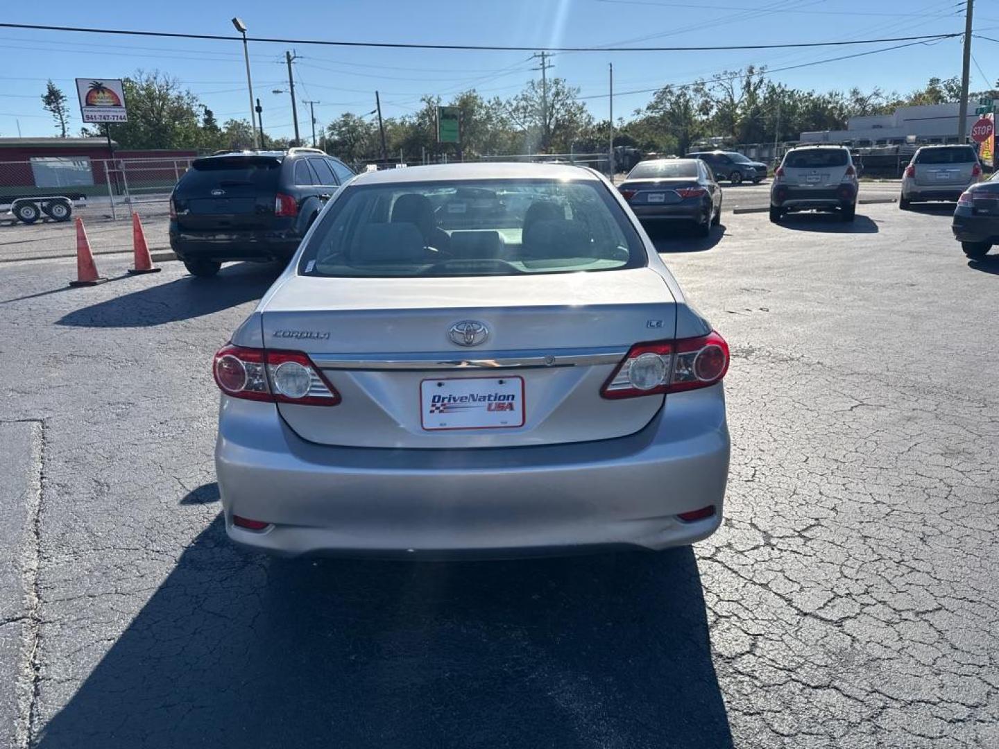 2013 SILVER TOYOTA COROLLA SE (2T1BU4EE3DC) with an 1.8L engine, Automatic transmission, located at 2929 9th St. West, Bradenton, 34205, (941) 242-2810, 27.473591, -82.570679 - Thanks for inquring into DriveNation USA! All vehicles listed can be viewed at www.drivenationusa.com for vehicle history reports and additonal info. We cannot quote any terms such as down payments or monthly payments without an application. You can apply directly at www.drivenationusa.com or by con - Photo#5