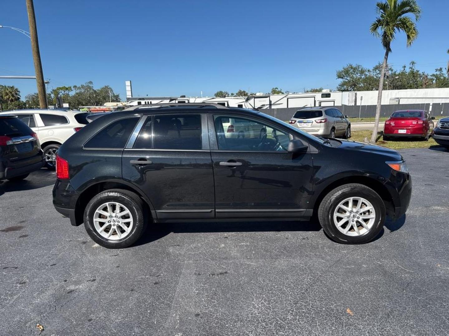 2013 BLACK FORD EDGE SE (2FMDK3GC2DB) with an 3.5L engine, Automatic transmission, located at 2929 9th St. West, Bradenton, 34205, (941) 242-2810, 27.473591, -82.570679 - Thanks for inquring into DriveNation USA! All vehicles listed can be viewed at www.drivenationusa.com for vehicle history reports and additonal info. We cannot quote any terms such as down payments or monthly payments without an application. You can apply directly at www.drivenationusa.com or by con - Photo#8