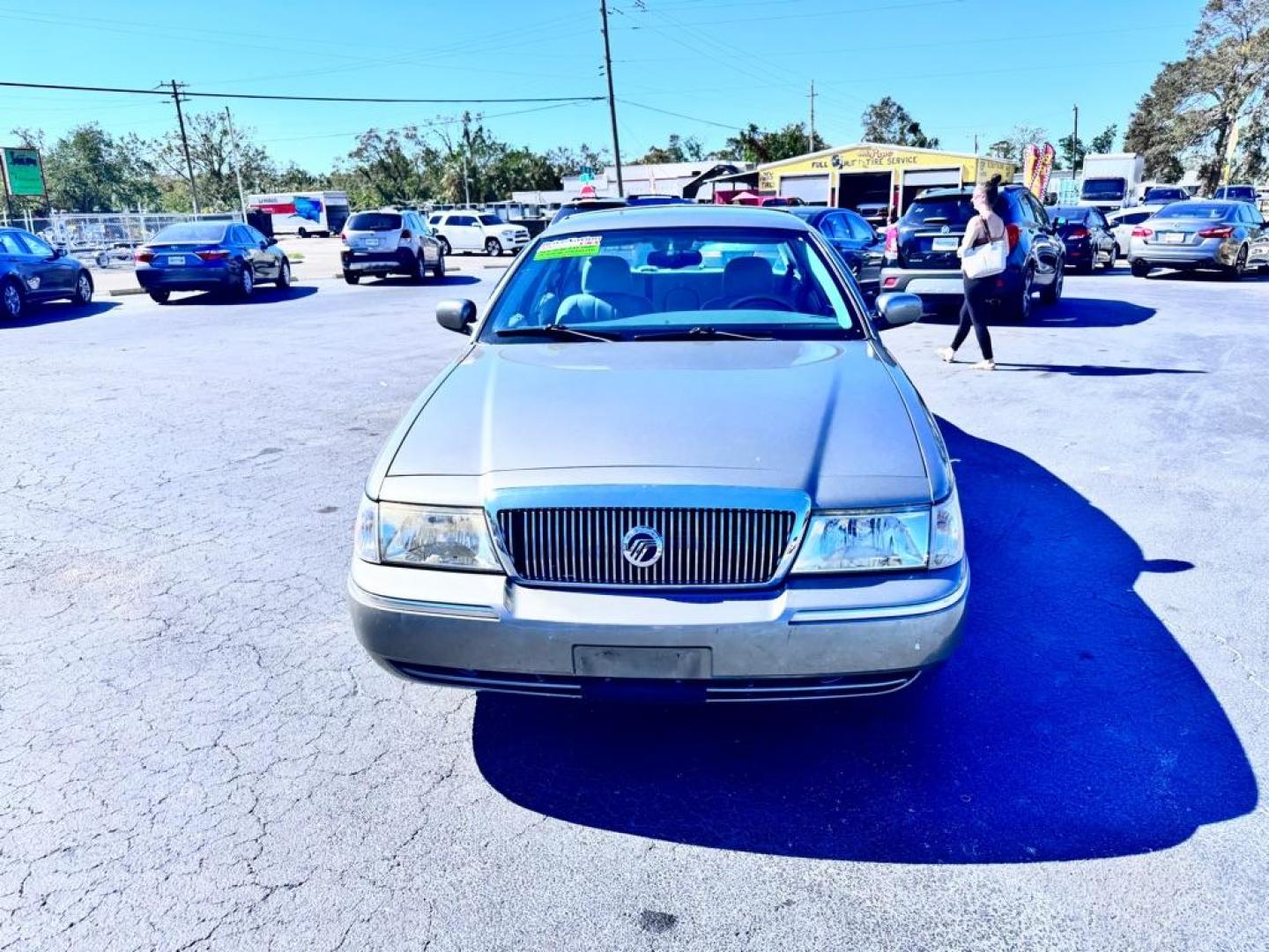 2004 GRAY MERCURY GRAND MARQUIS LS (2MEFM75W94X) with an 4.6L engine, Automatic transmission, located at 2929 9th St. West, Bradenton, 34205, (941) 242-2810, 27.473591, -82.570679 - Thanks for inquring into DriveNation USA! All vehicles listed can be viewed at www.drivenationusa.com for vehicle history reports and additonal info. We cannot quote any terms such as down payments or monthly payments without an application. You can apply directly at www.drivenationusa.com or by con - Photo#3